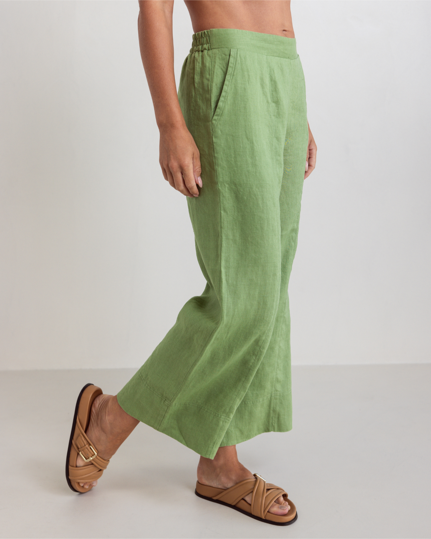 See Saw 7/8 Seam Detail Wide Leg Pant - Pistachio