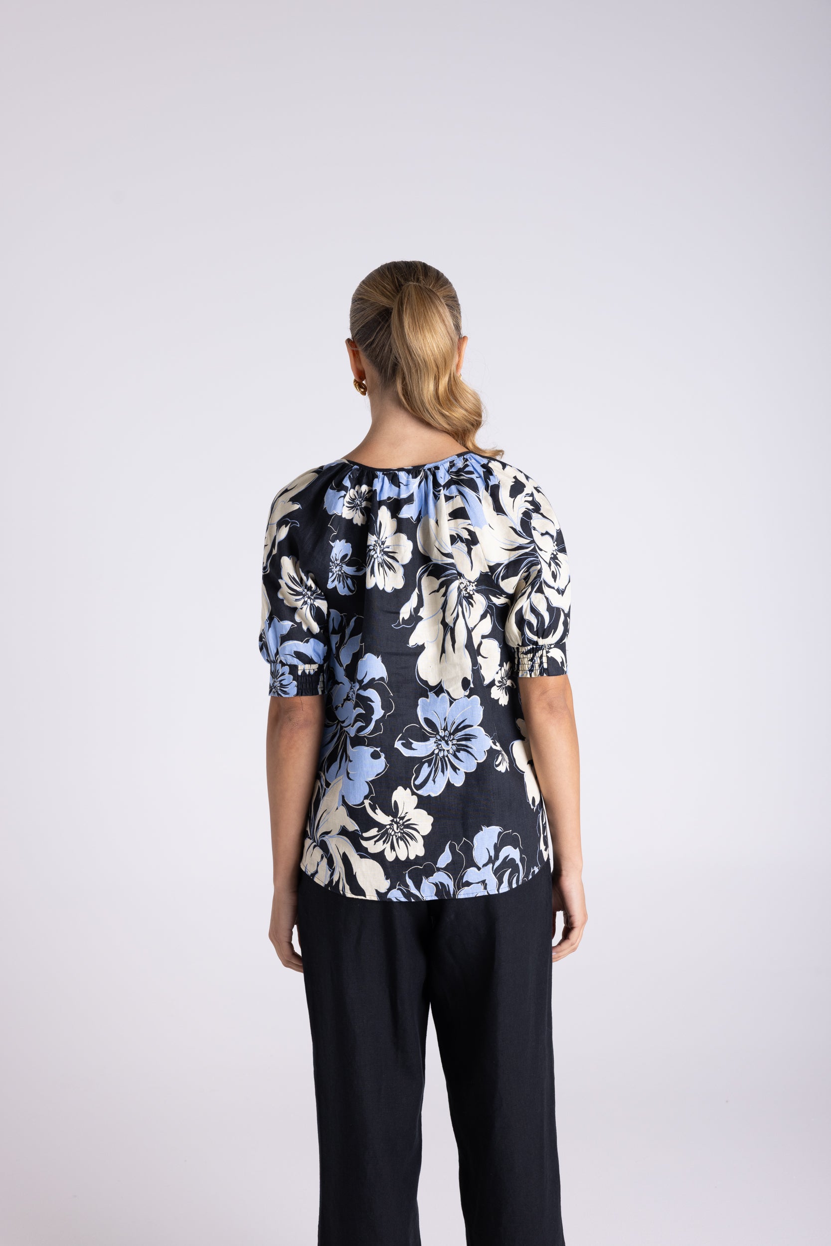 Two T's Peonie Print Top