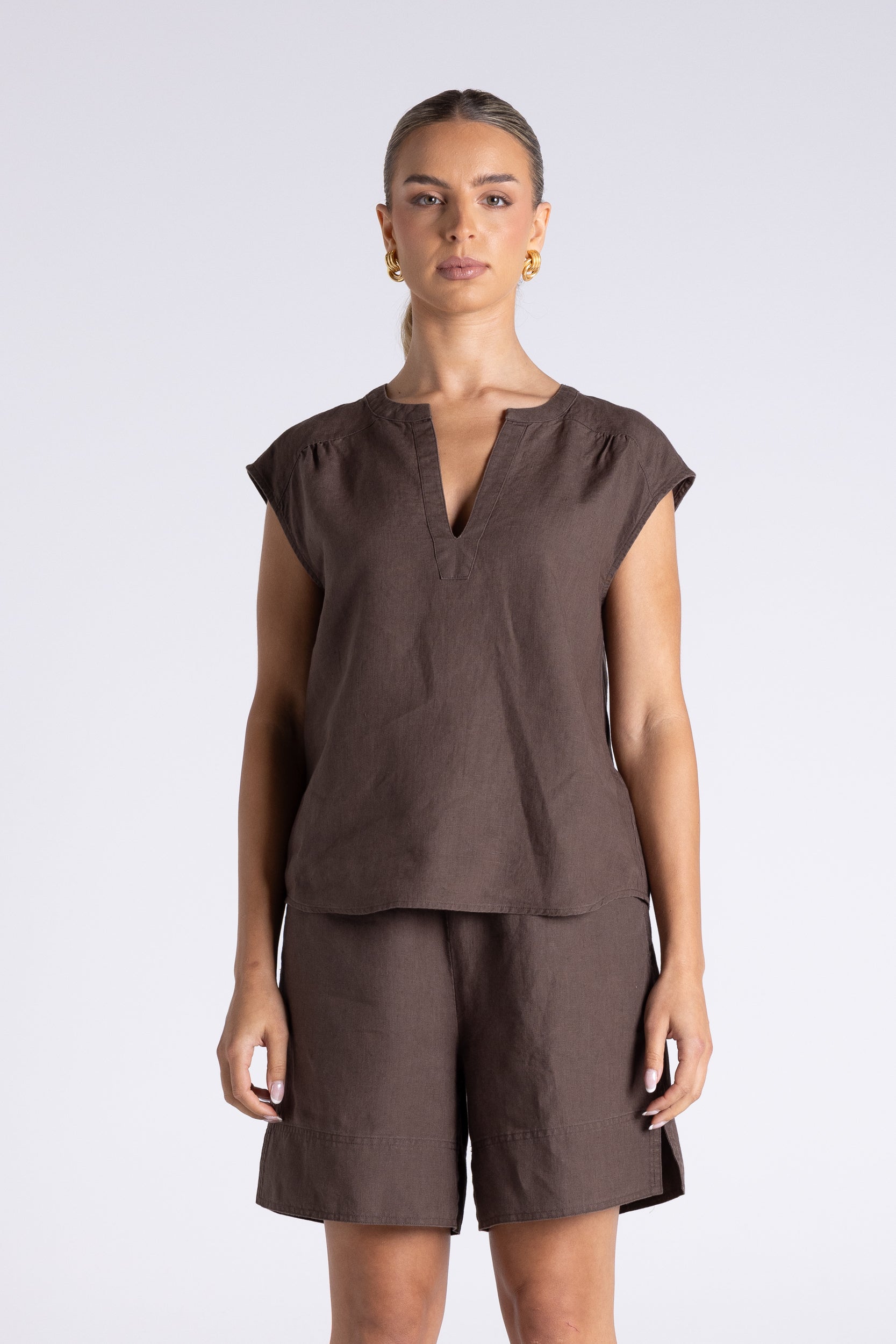 Two T's Aria Linen Top - Chestnut