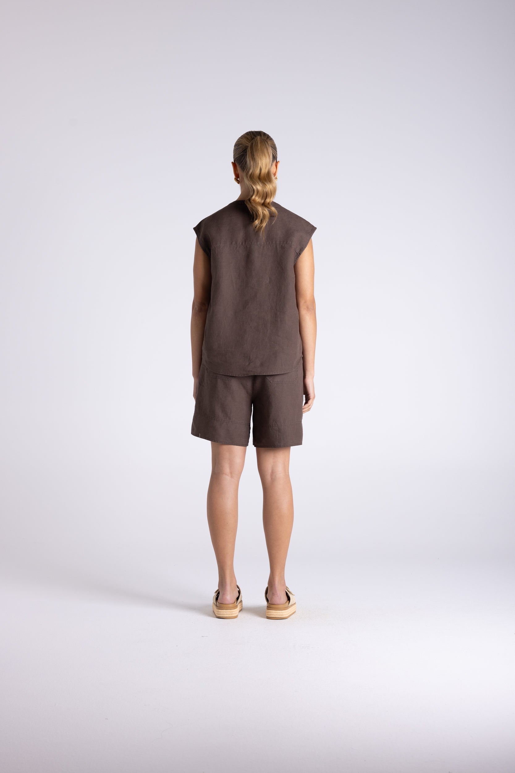 Two T's Aria Linen Top - Chestnut