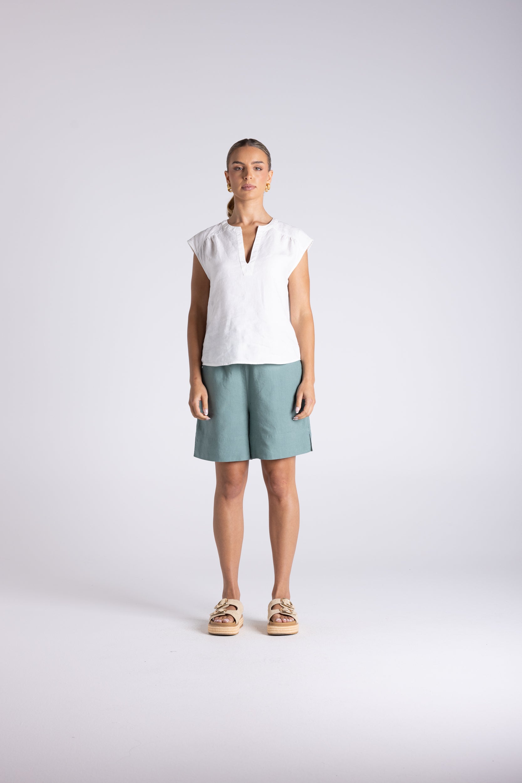 Two T's Aria Linen Top - White