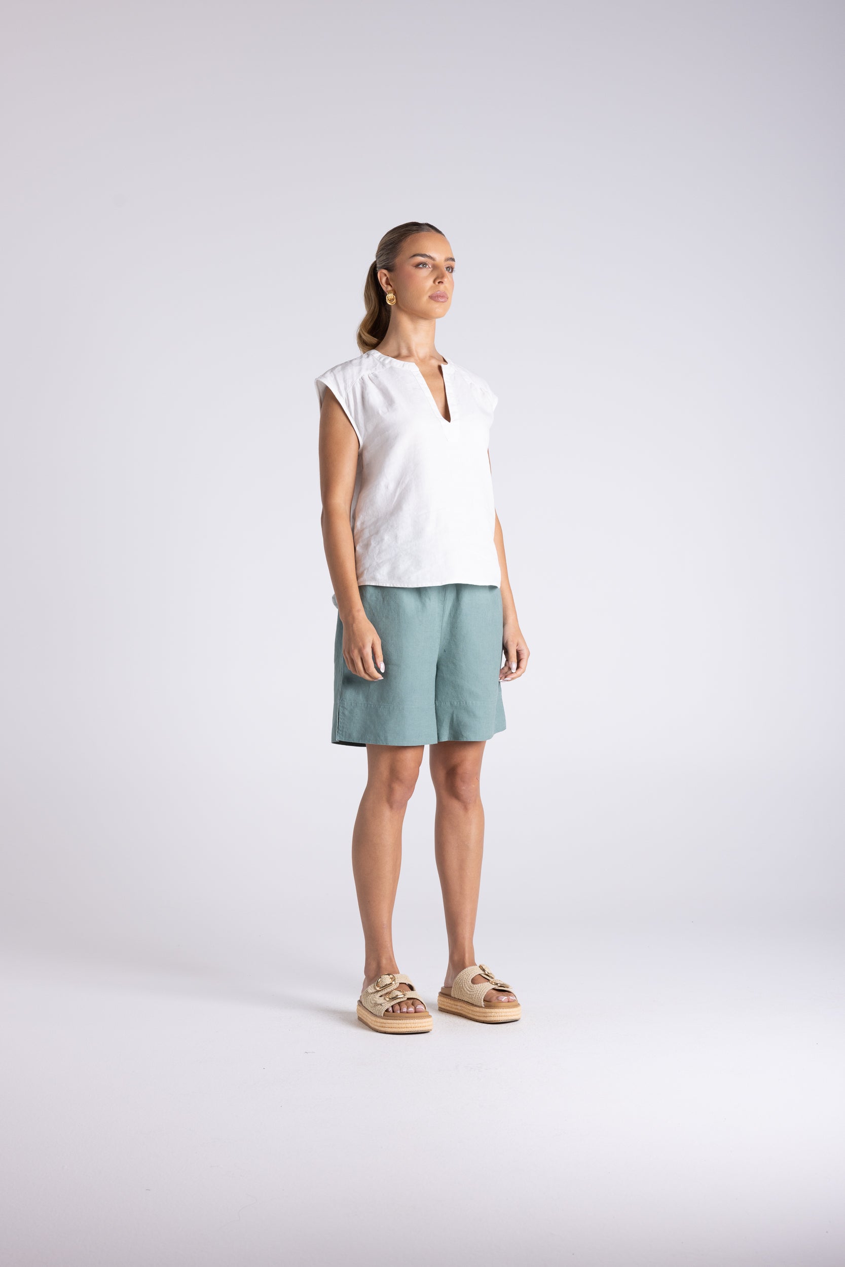 Two T's Aria Linen Top - White