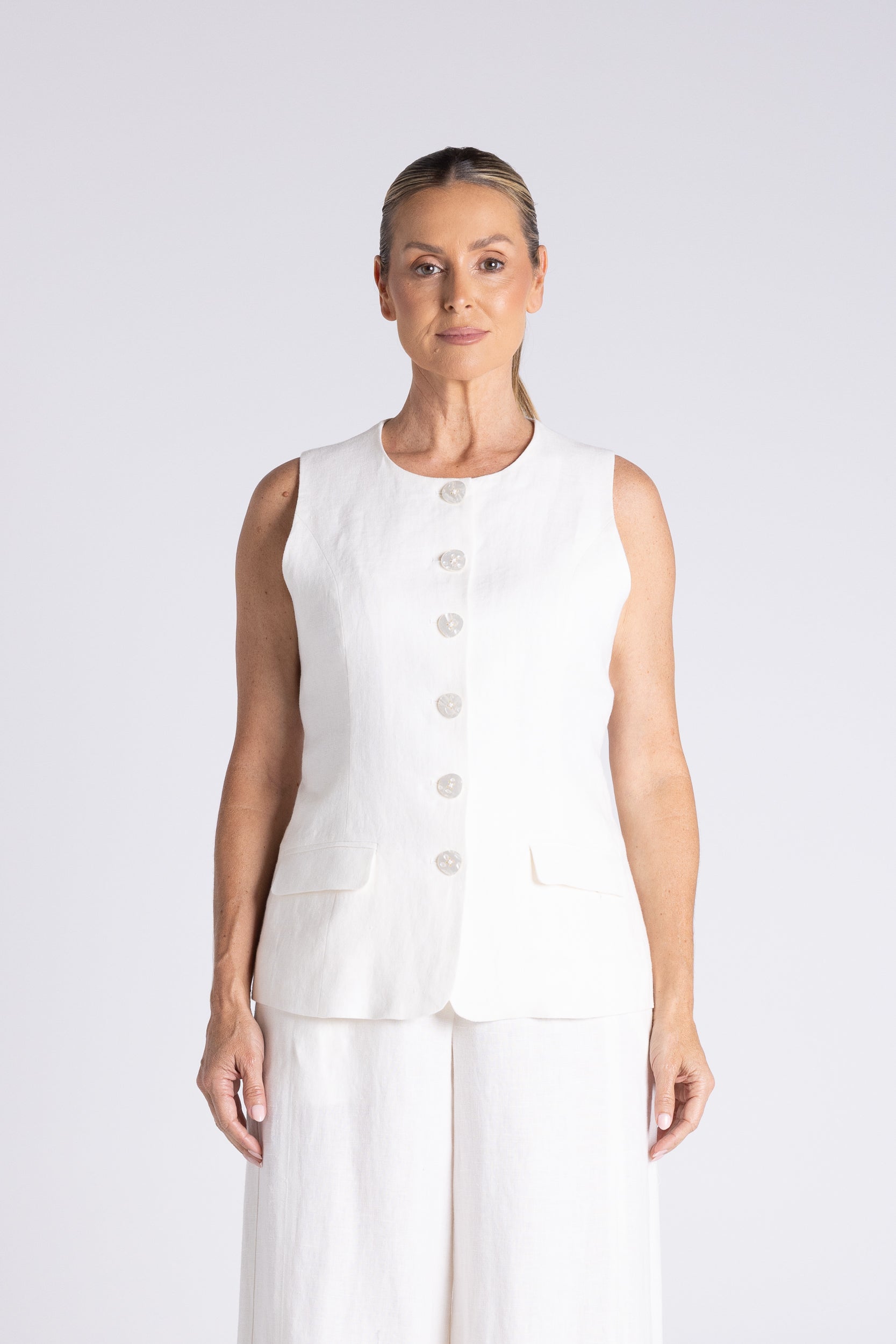 Two T's Abbey Vest - Milk