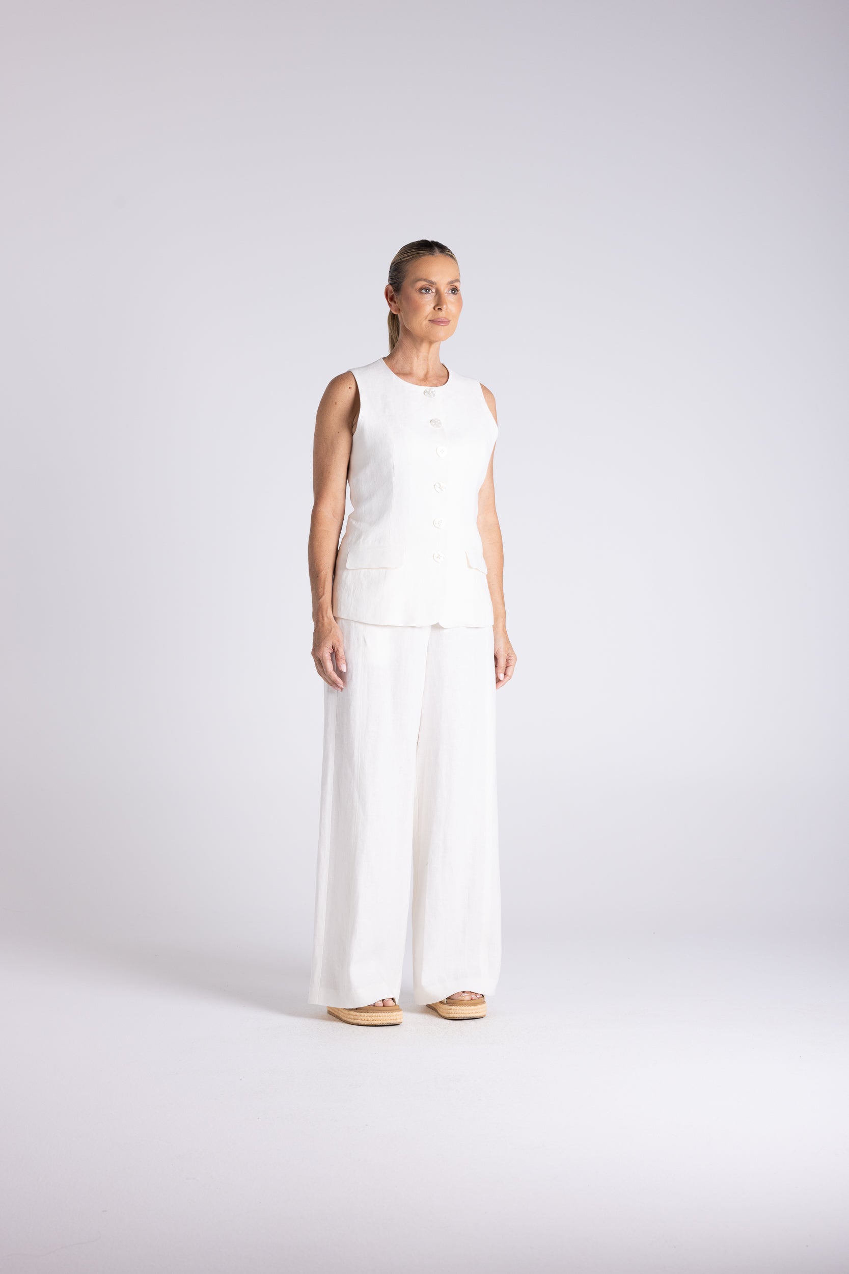 Two T's Abbey Vest - Milk