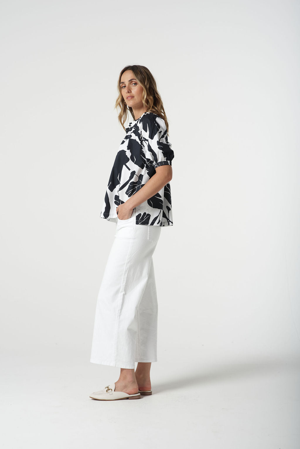 Goondiwindi Cotton Block Leaf Cotton Blouse - Navy/White