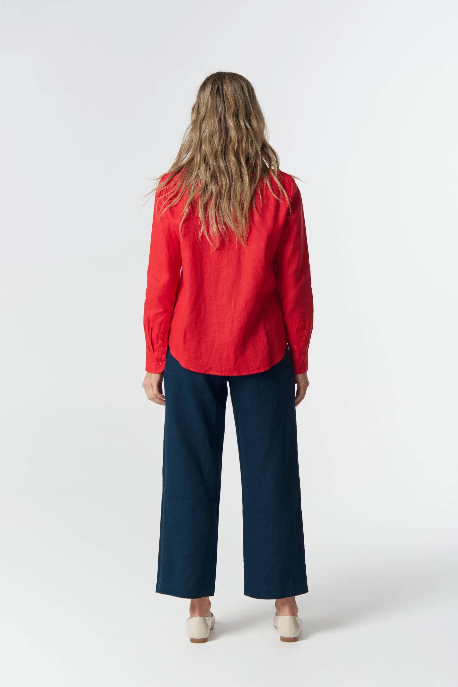 Goondiwindi Cotton Pearl Ruffle Linen Shirt - Poinsettia