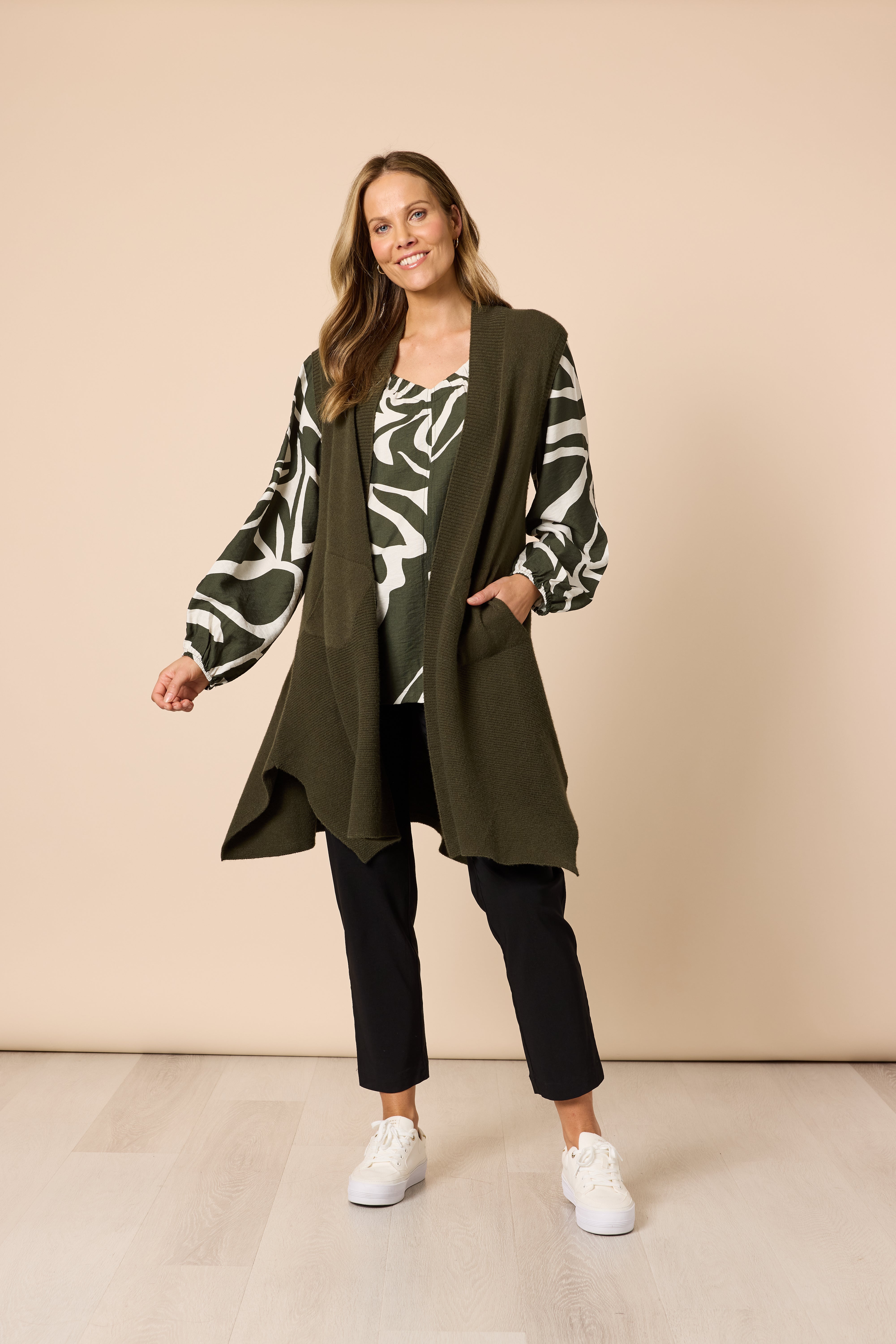 Clarity Casa Longline Knit Vest - Khaki