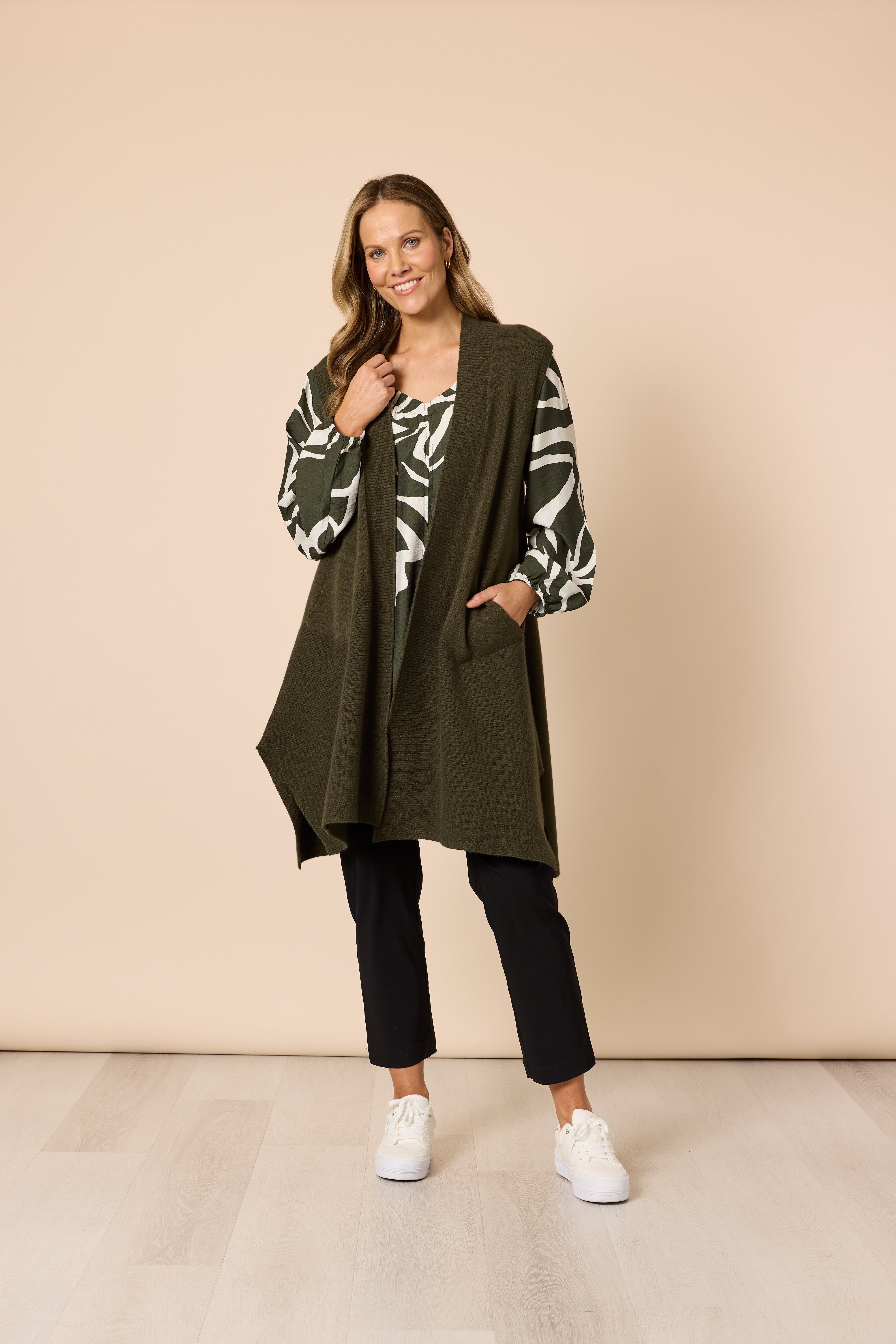Clarity Casa Longline Knit Vest - Khaki