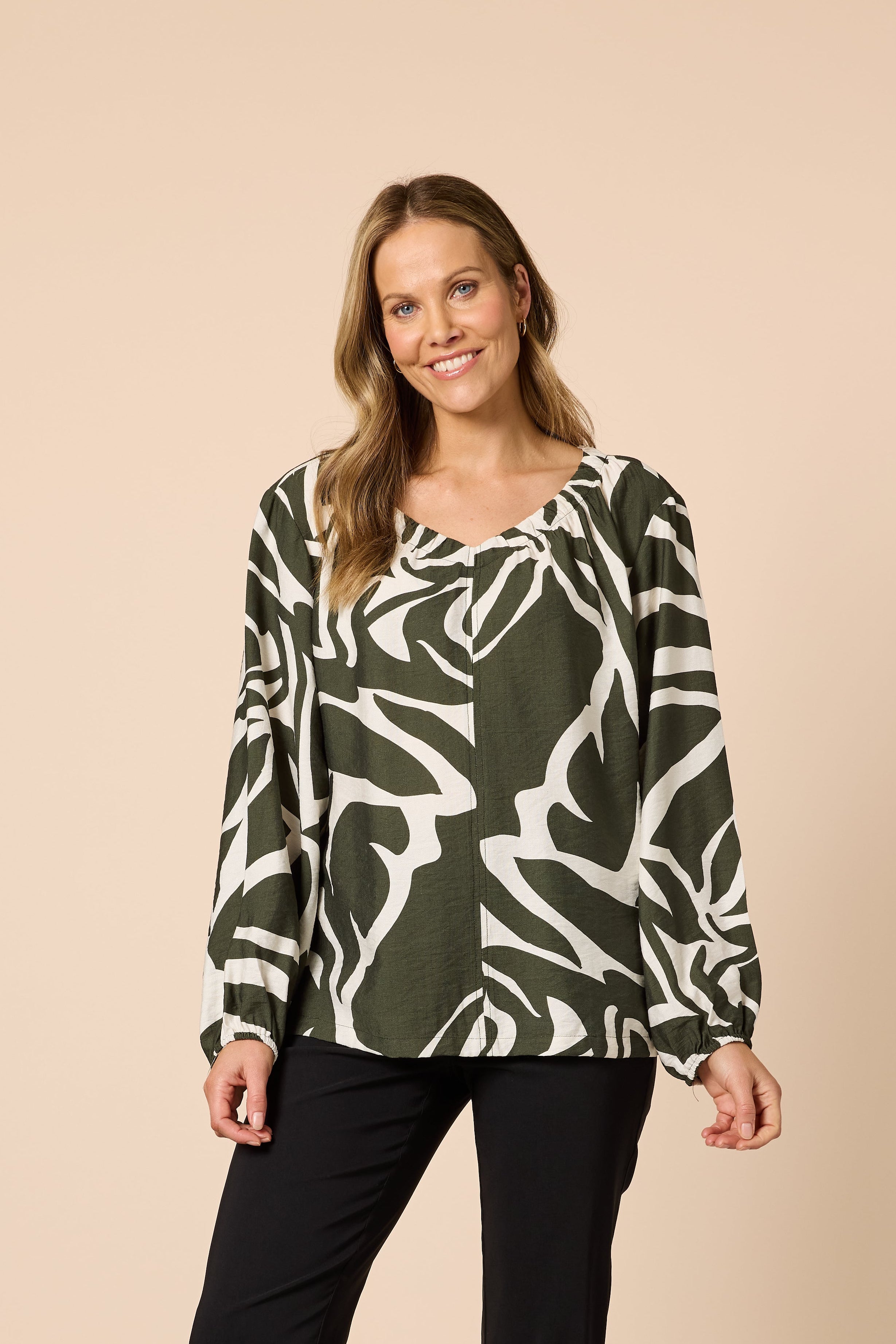 Clarity Lyon Print Top - Khaki/Ivory