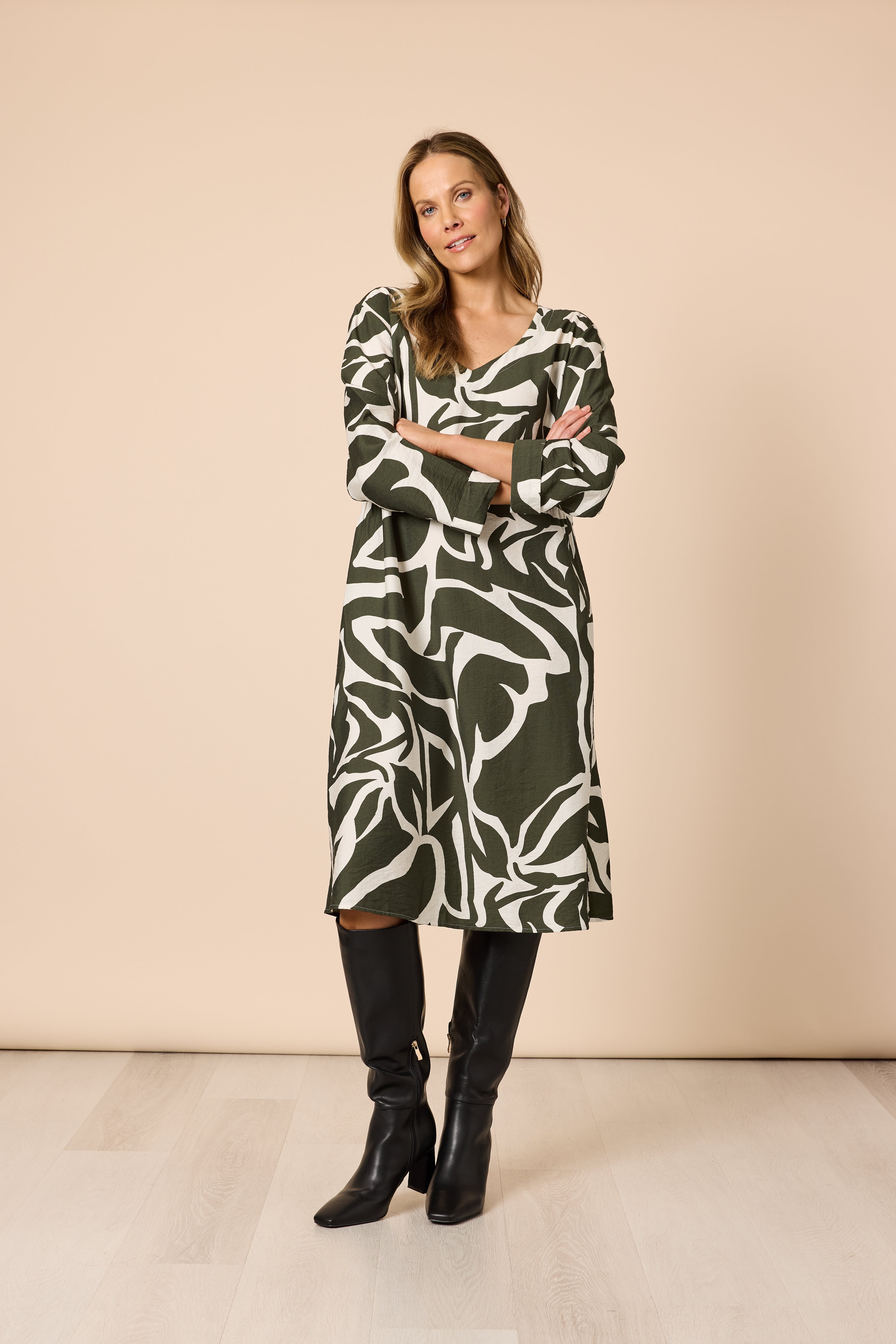 Clarity Lyon Print Dress - Khaki/Ivory