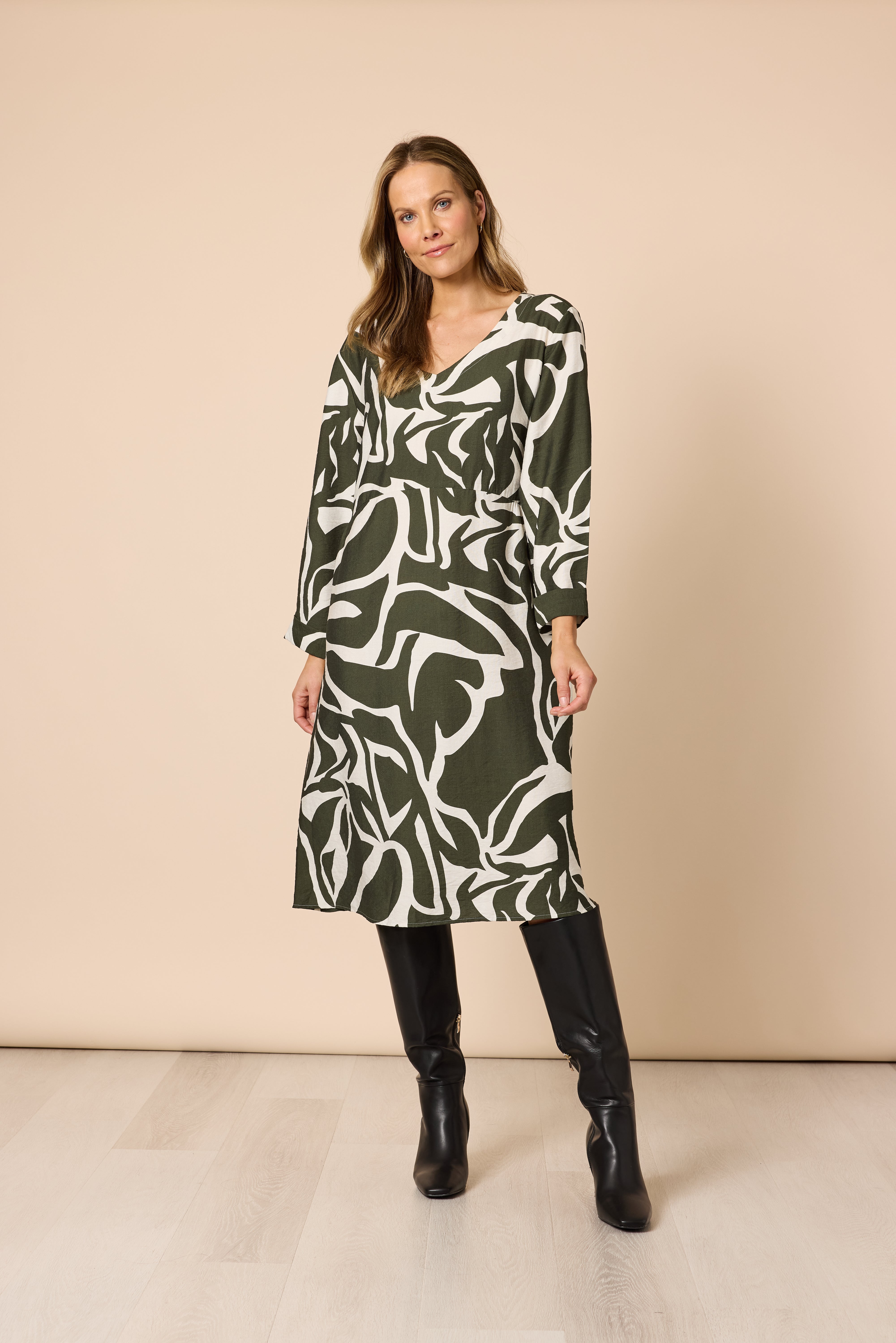 Clarity Lyon Print Dress - Khaki/Ivory