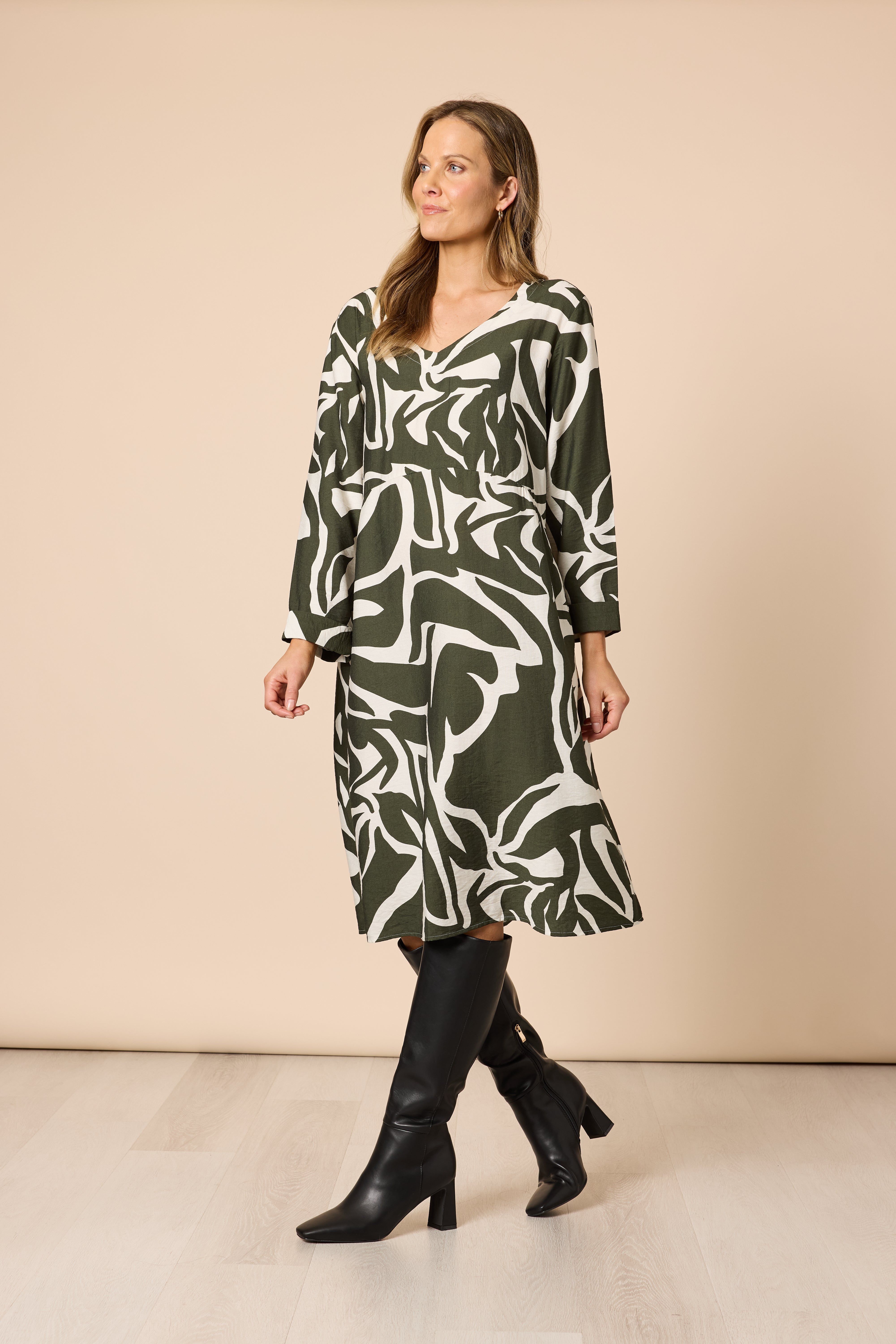 Clarity Lyon Print Dress - Khaki/Ivory