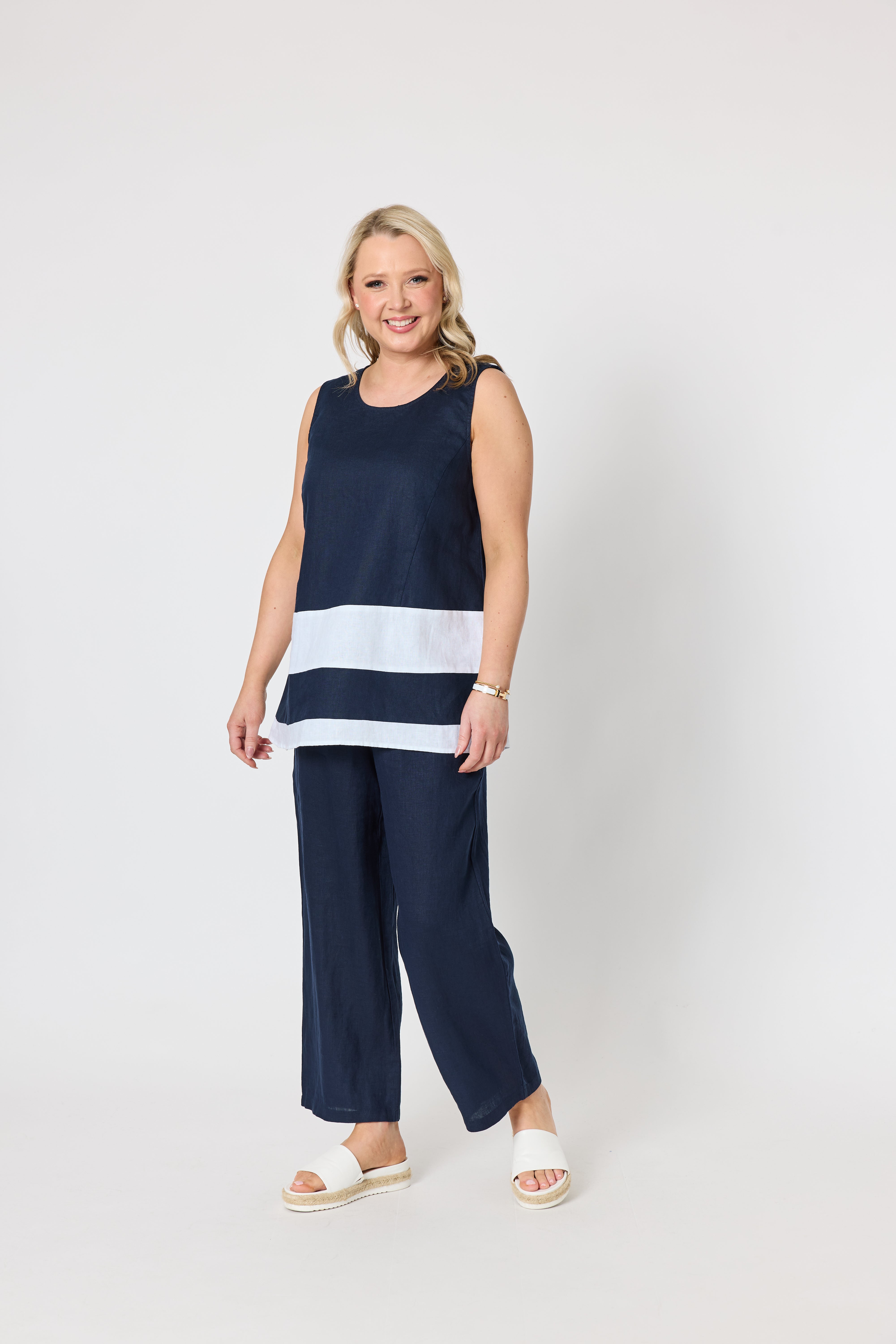 Gordon Smith Chloe Linen Top - Navy/White
