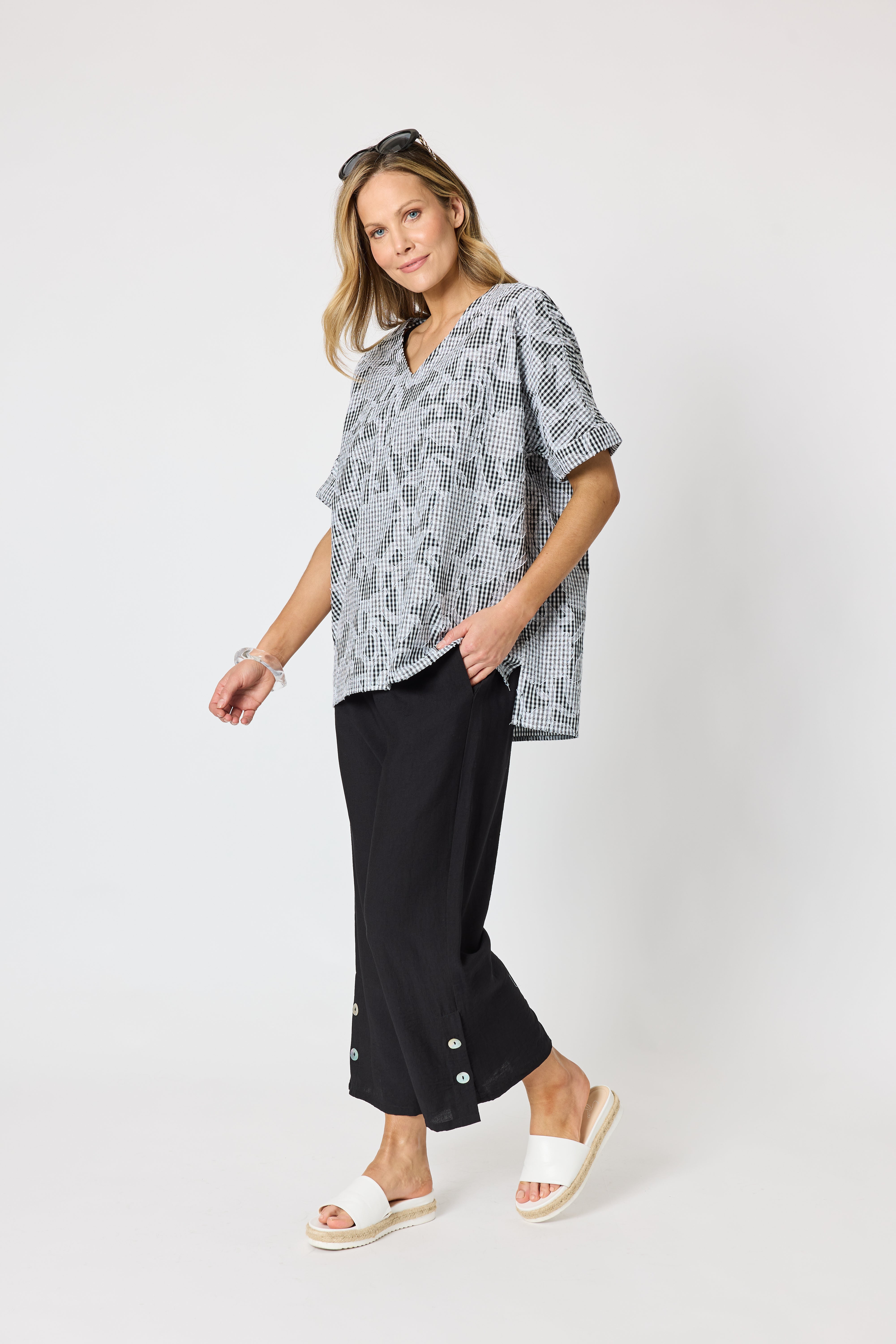 Clarity Tapestry Print Top - Black/White