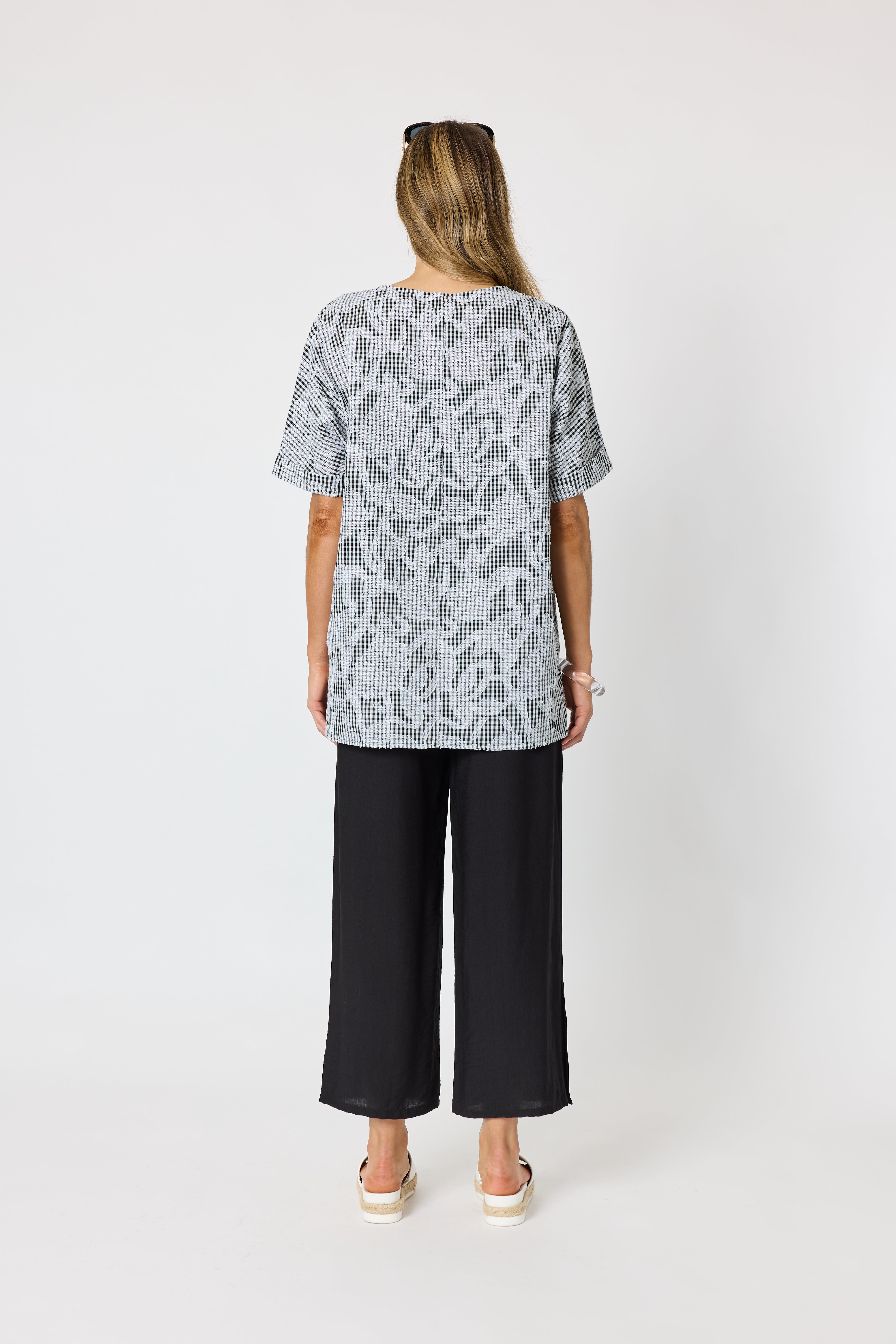 Clarity Tapestry Print Top - Black/White