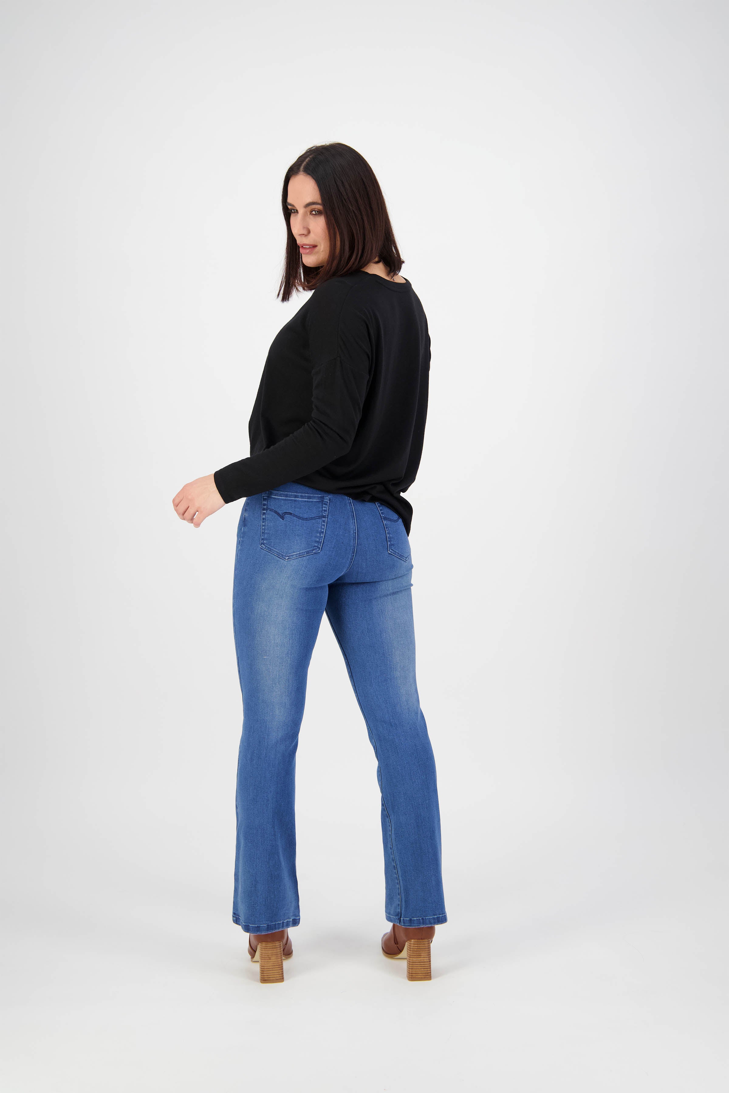 Vassalli Bootleg Full Length Jean - Blue Denim