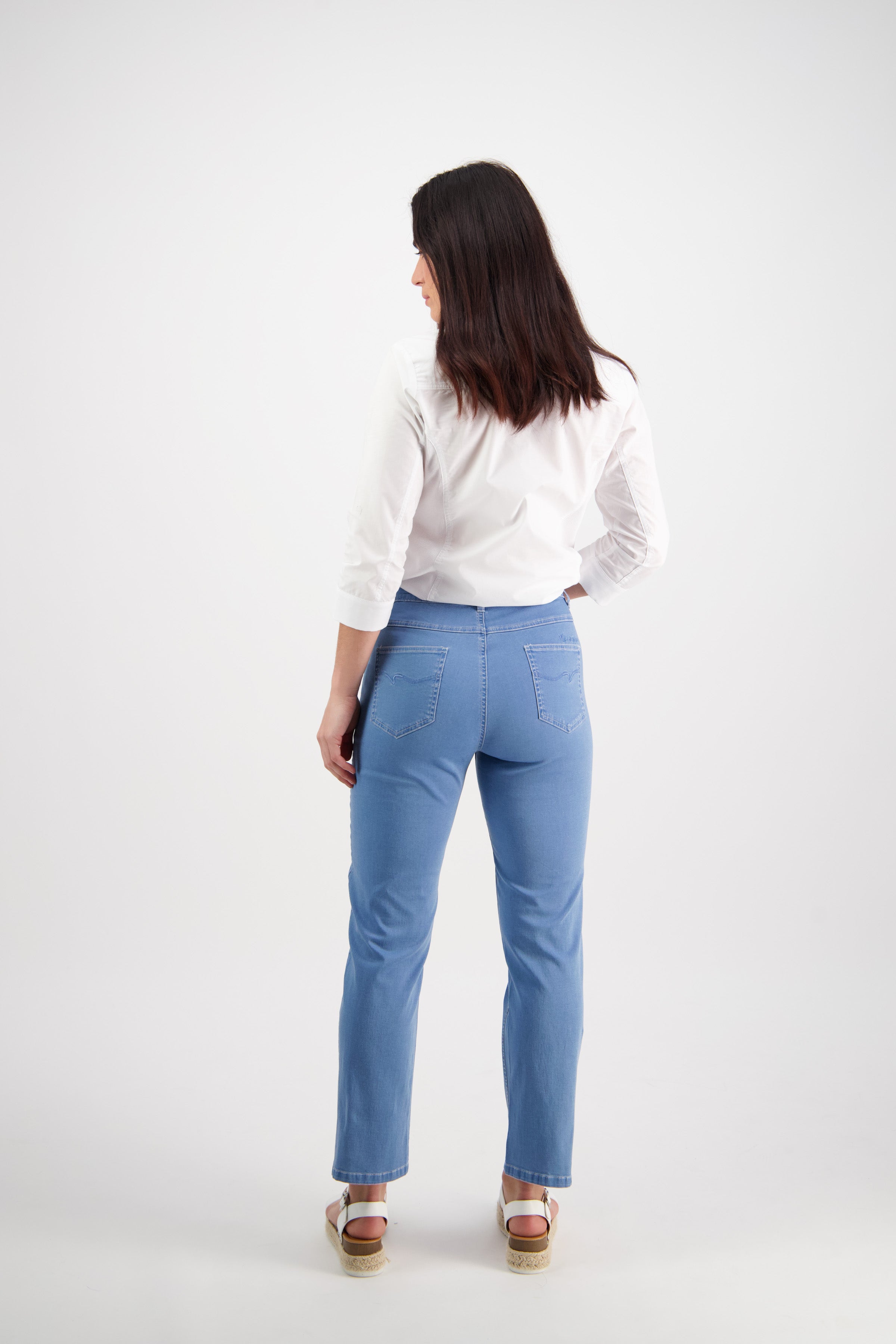 Vassalli Slim Leg Ankle Grazer Jean - Ice