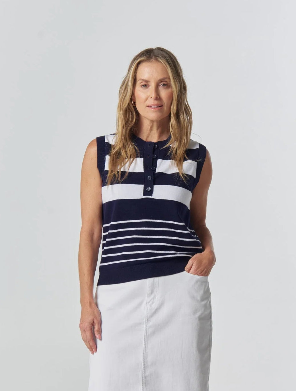 Goondiwindi Cotton Sungrain Cotton Knit Vest - Dark Navy/White