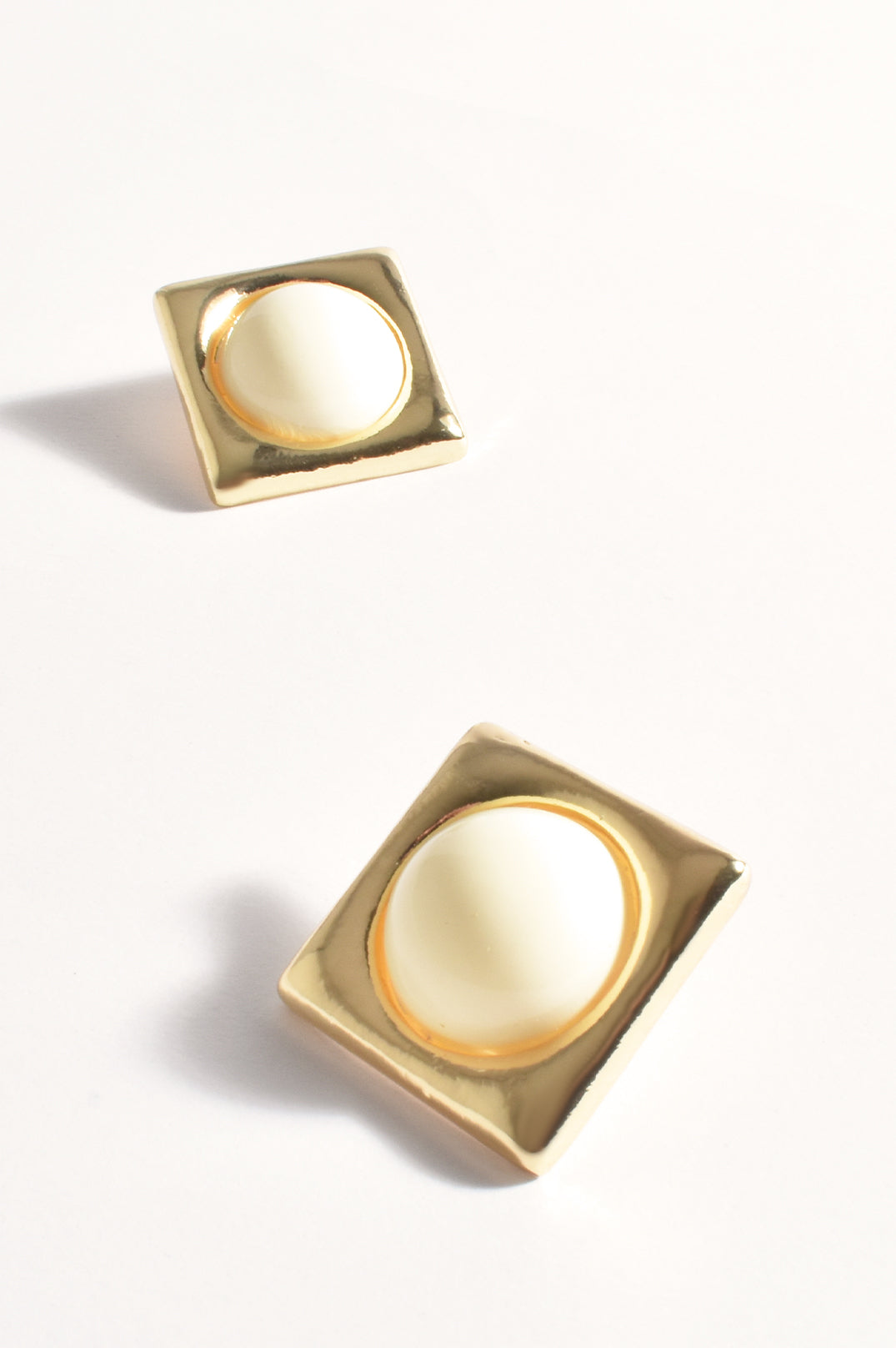 Adorne Resin Centre Stud Earrings - Cream/Gold