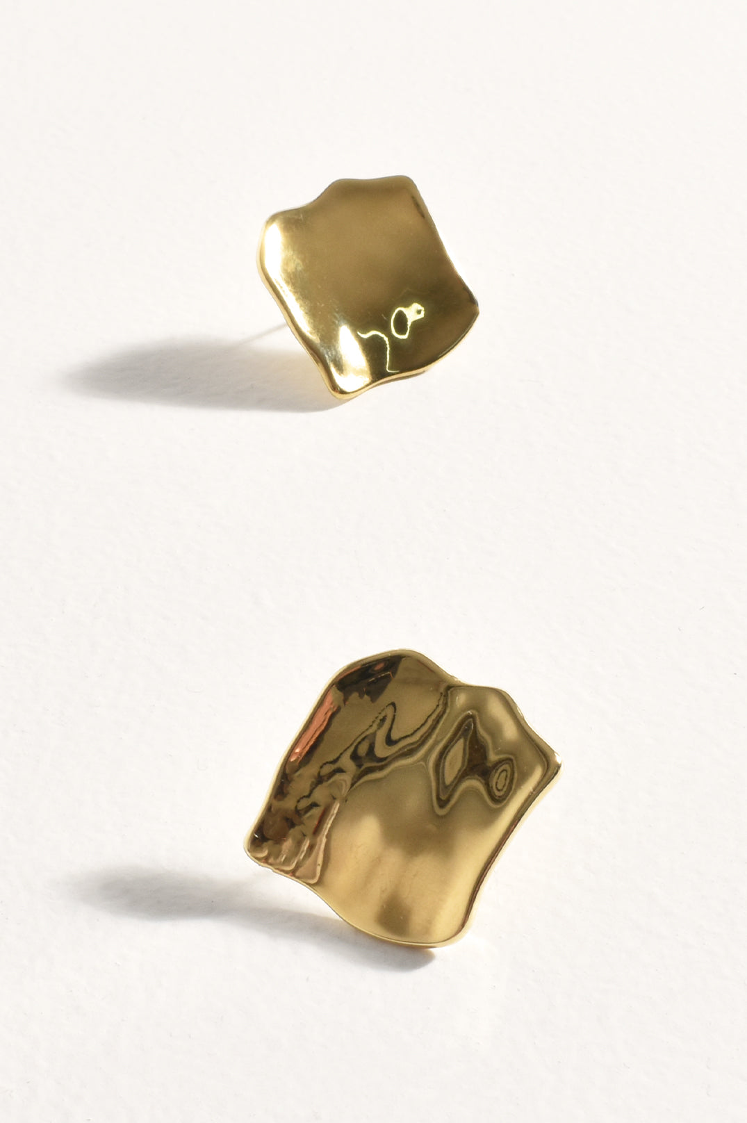 Adorne Wavy Square Stud Earrings - Gold