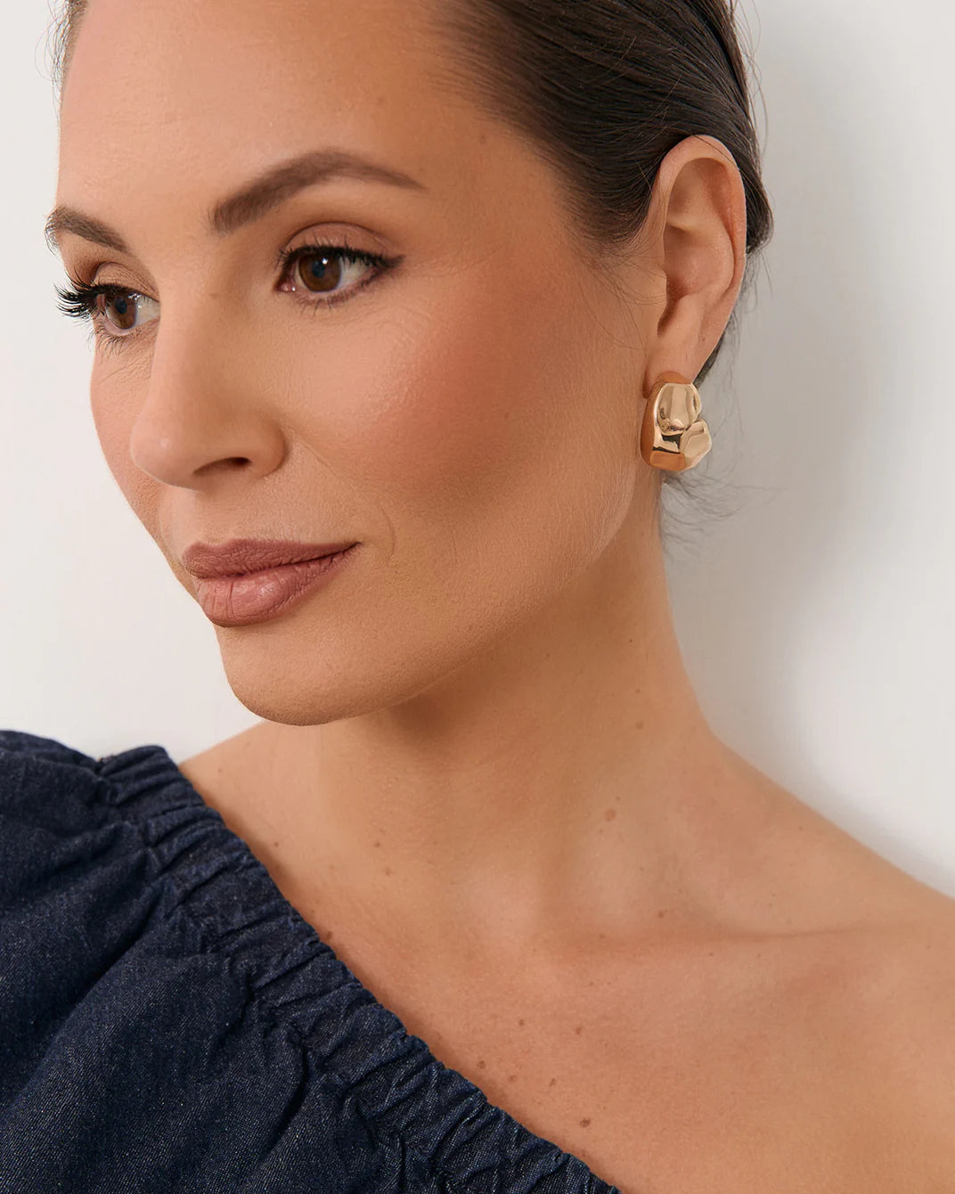 Adorne Bevelled Metal Hoops