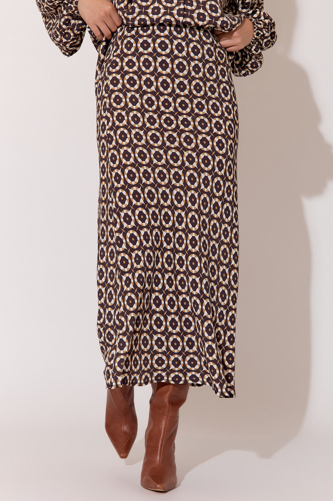 Adorne Bonnie Geometric Skirt