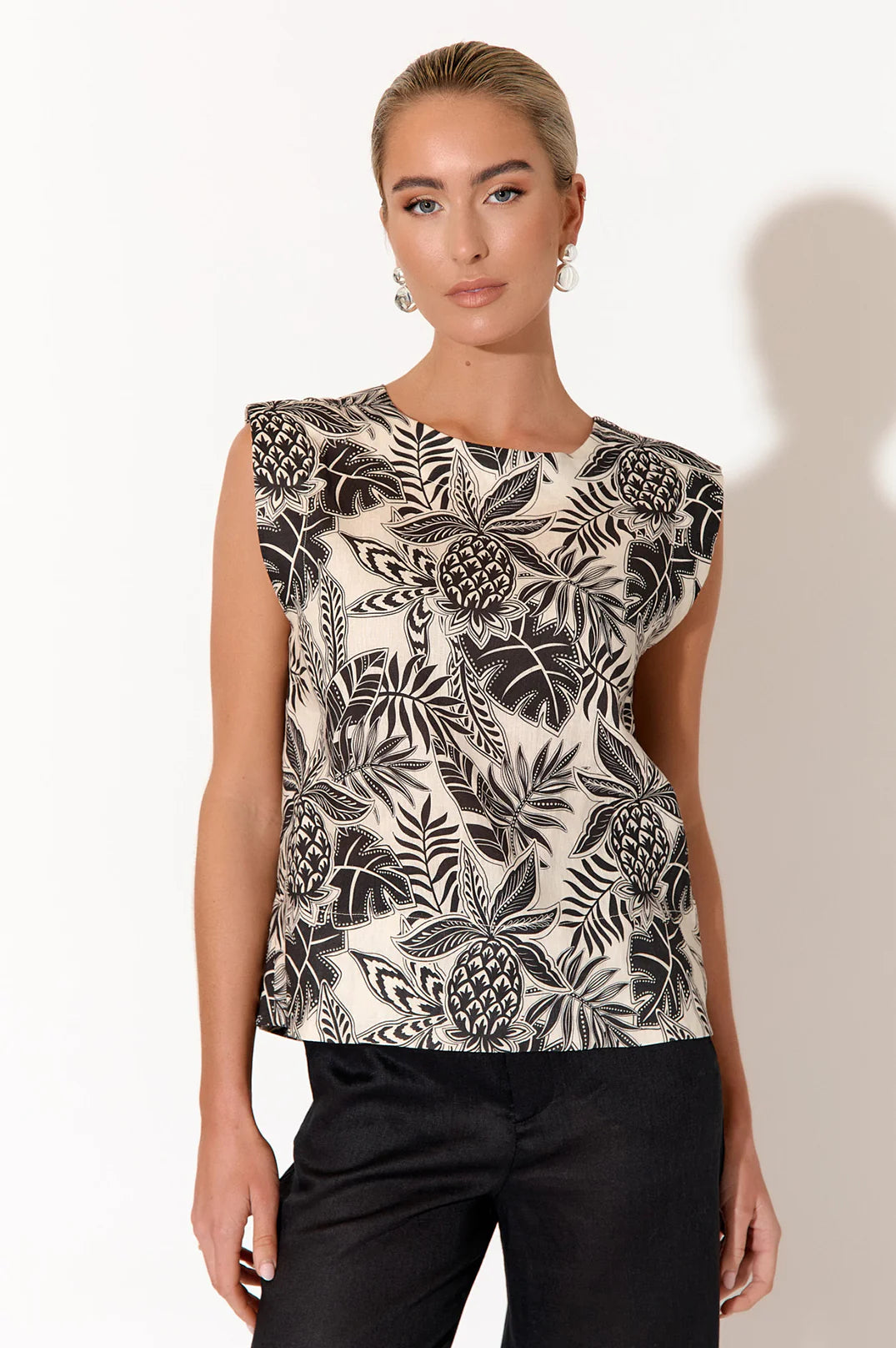 Adorne Kita Tropics Button Back Top - Black/White