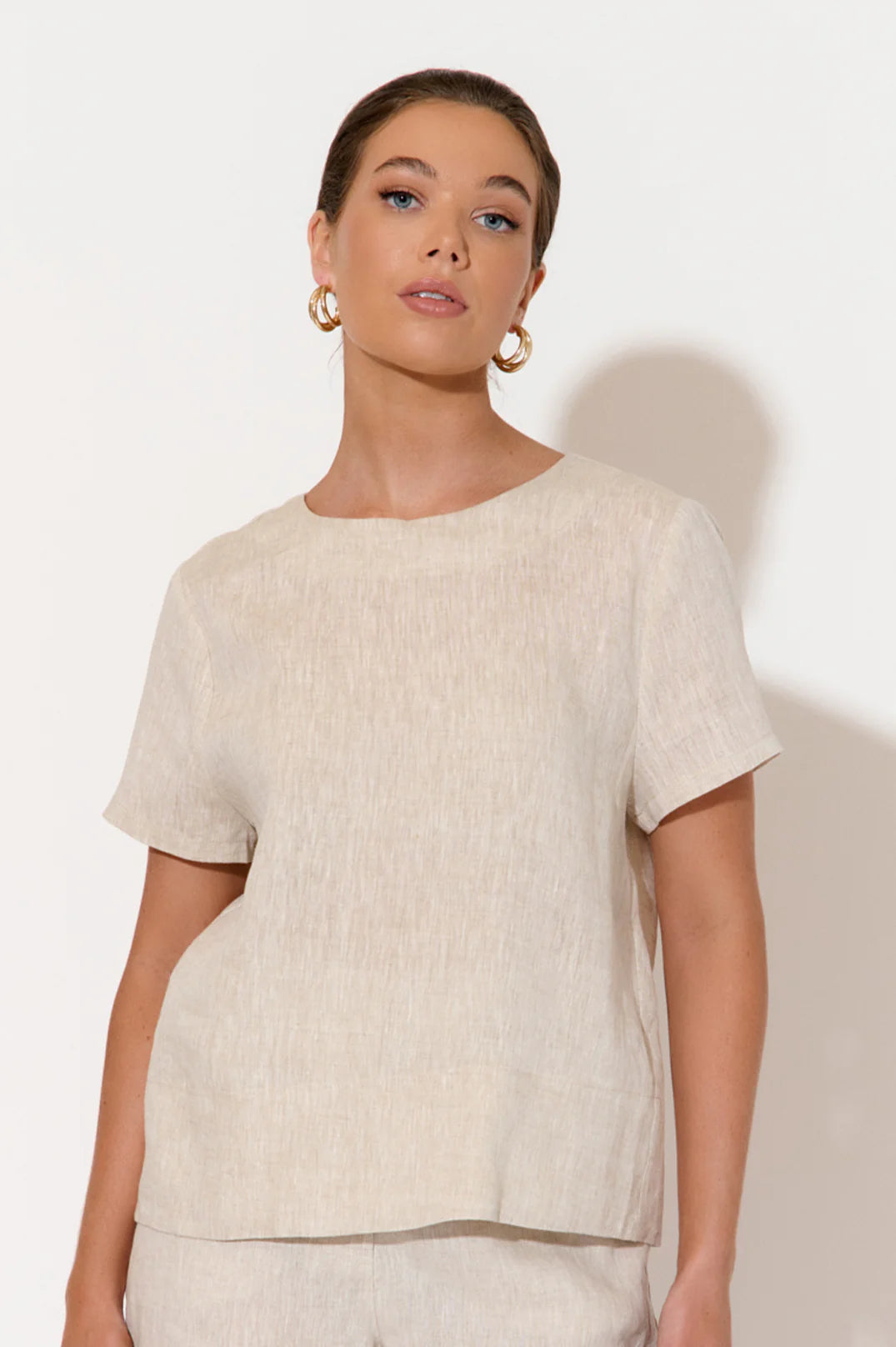 Adorne Kita Short Sleeve Button Back Linen Top - Natural