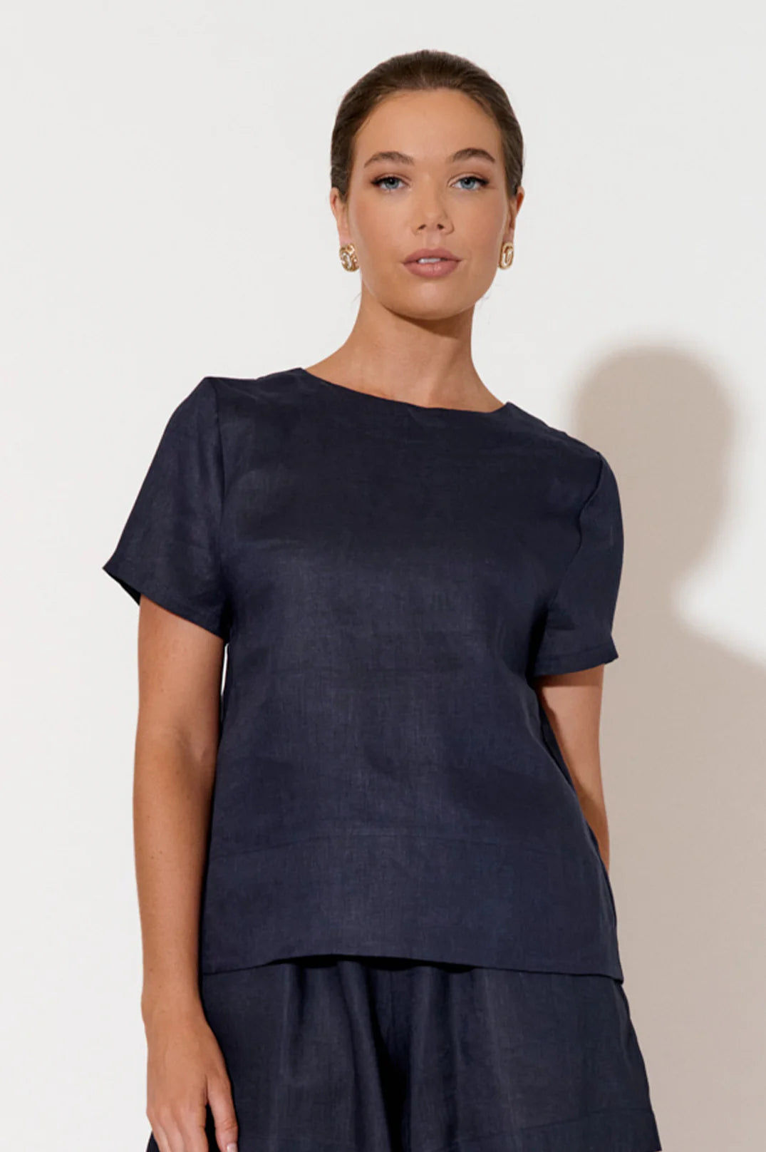 Adorne Kita Short Sleeve Button Back Linen Top - Navy