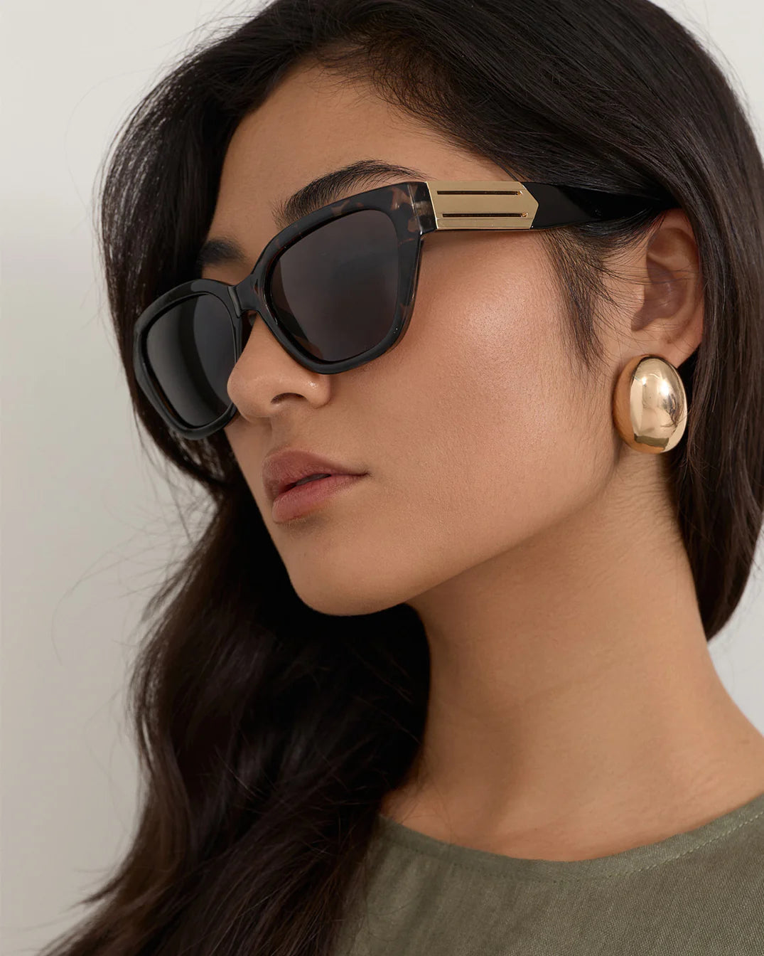 Adorne Ascot Sunglasses - Black/Tort