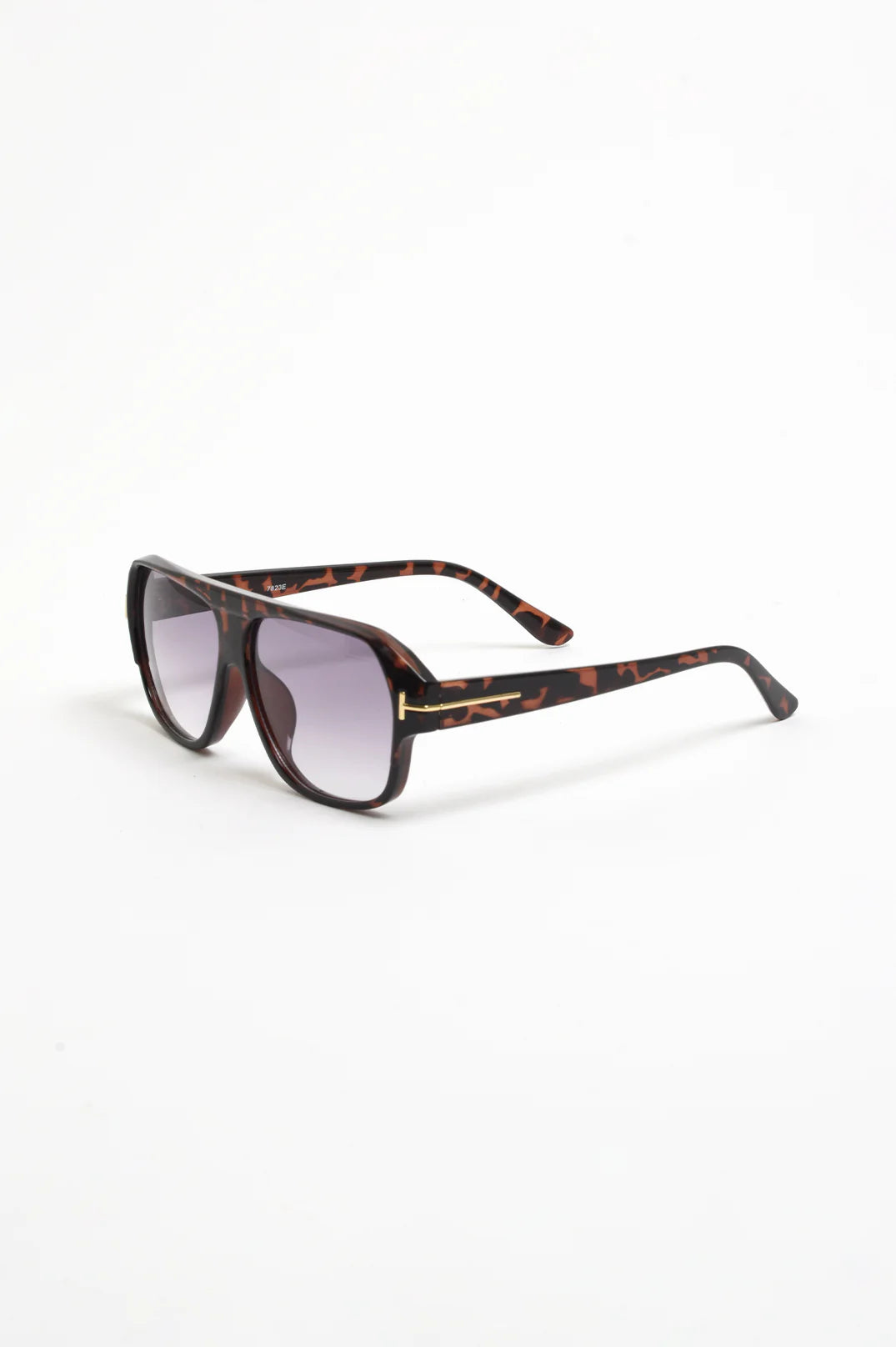 Adorne Lincoln Sunglasses  - Tort
