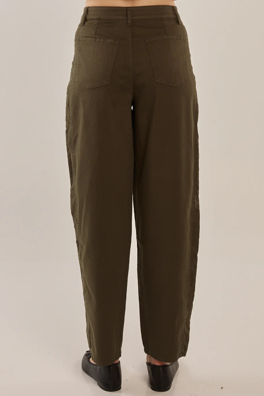 Betty Basics Barrel Leg Chino - Khaki