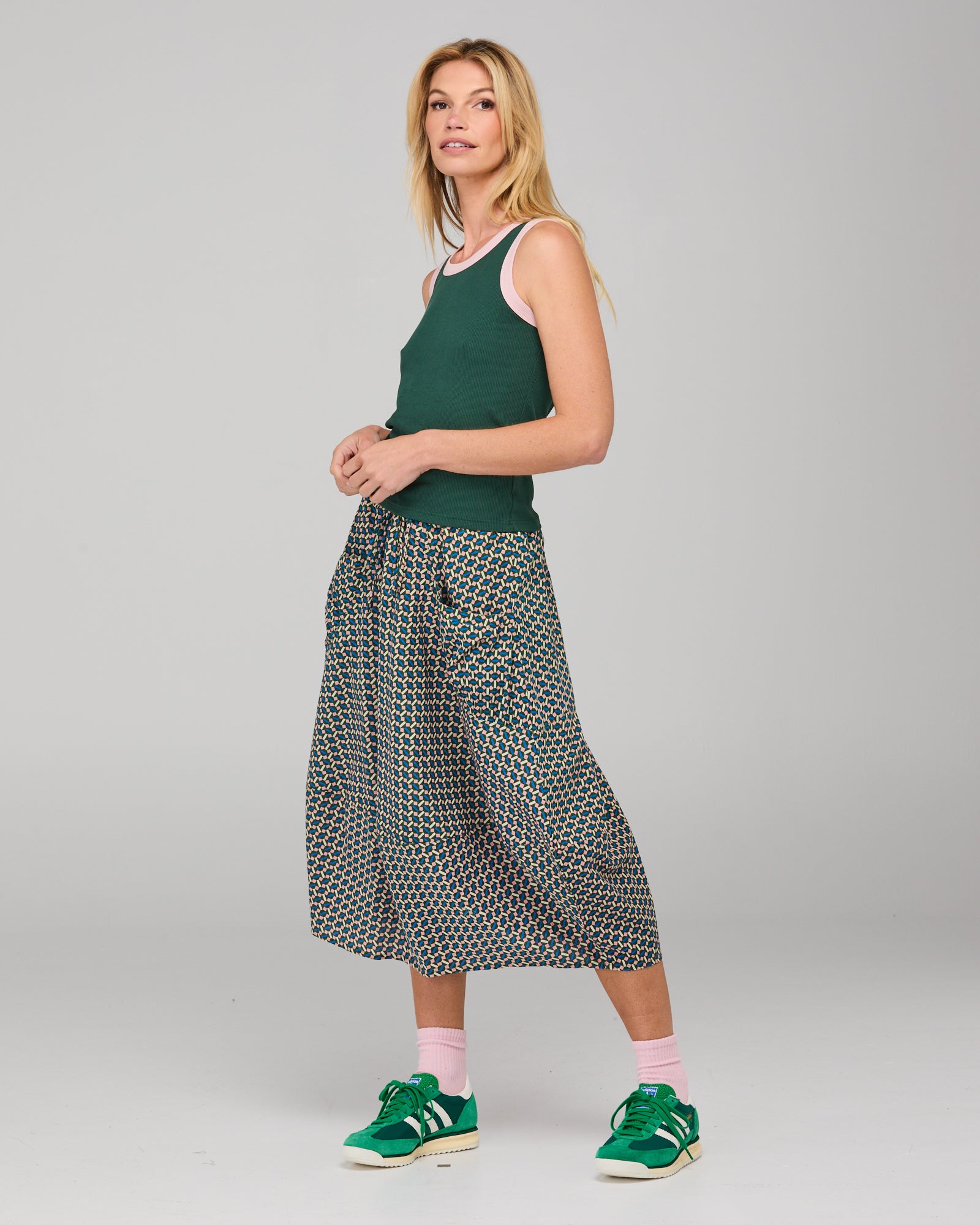 Boom Shankar Guru Skirt - Sakura