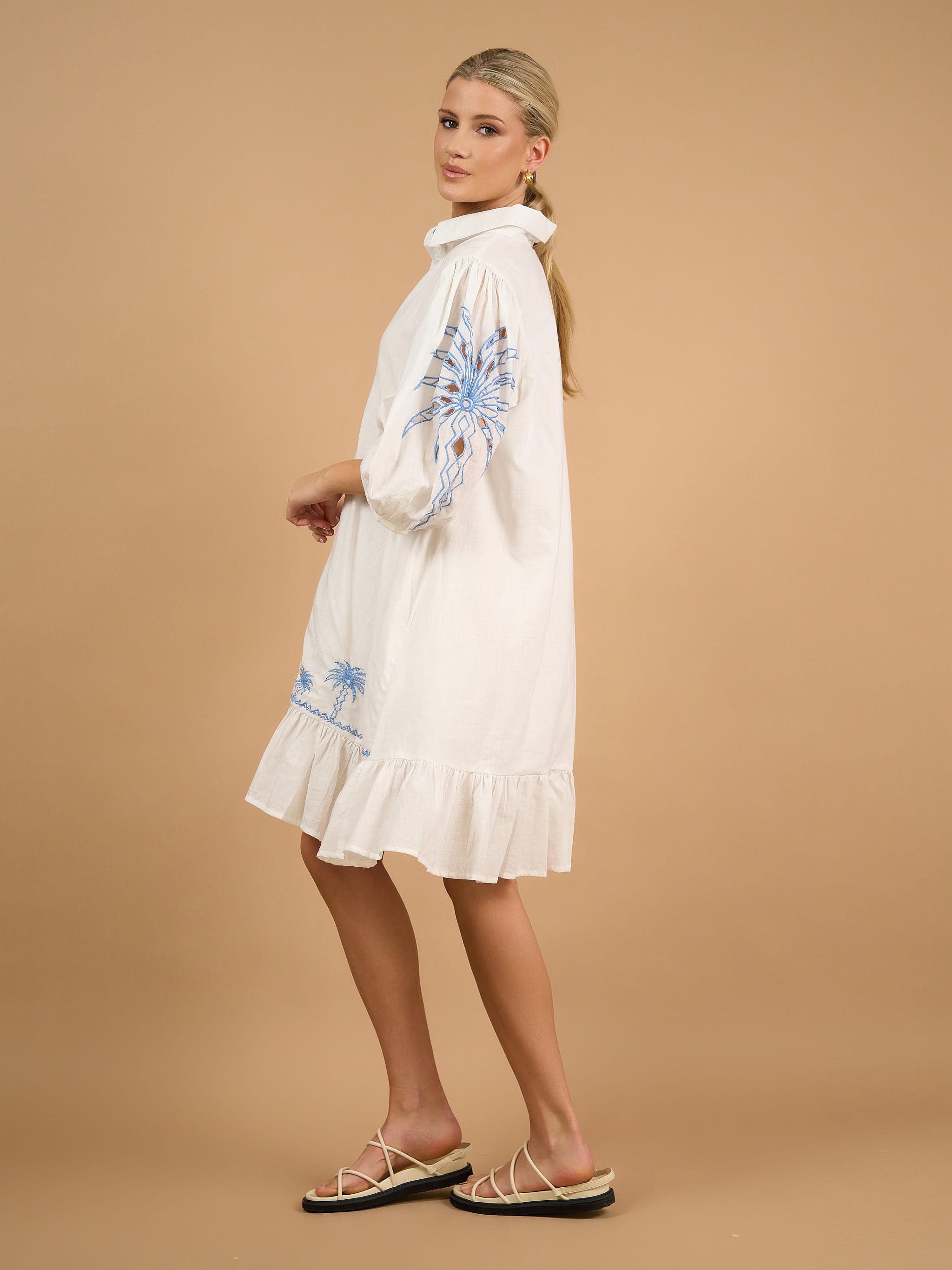 Collectivo June Dress - White/Blue Palm