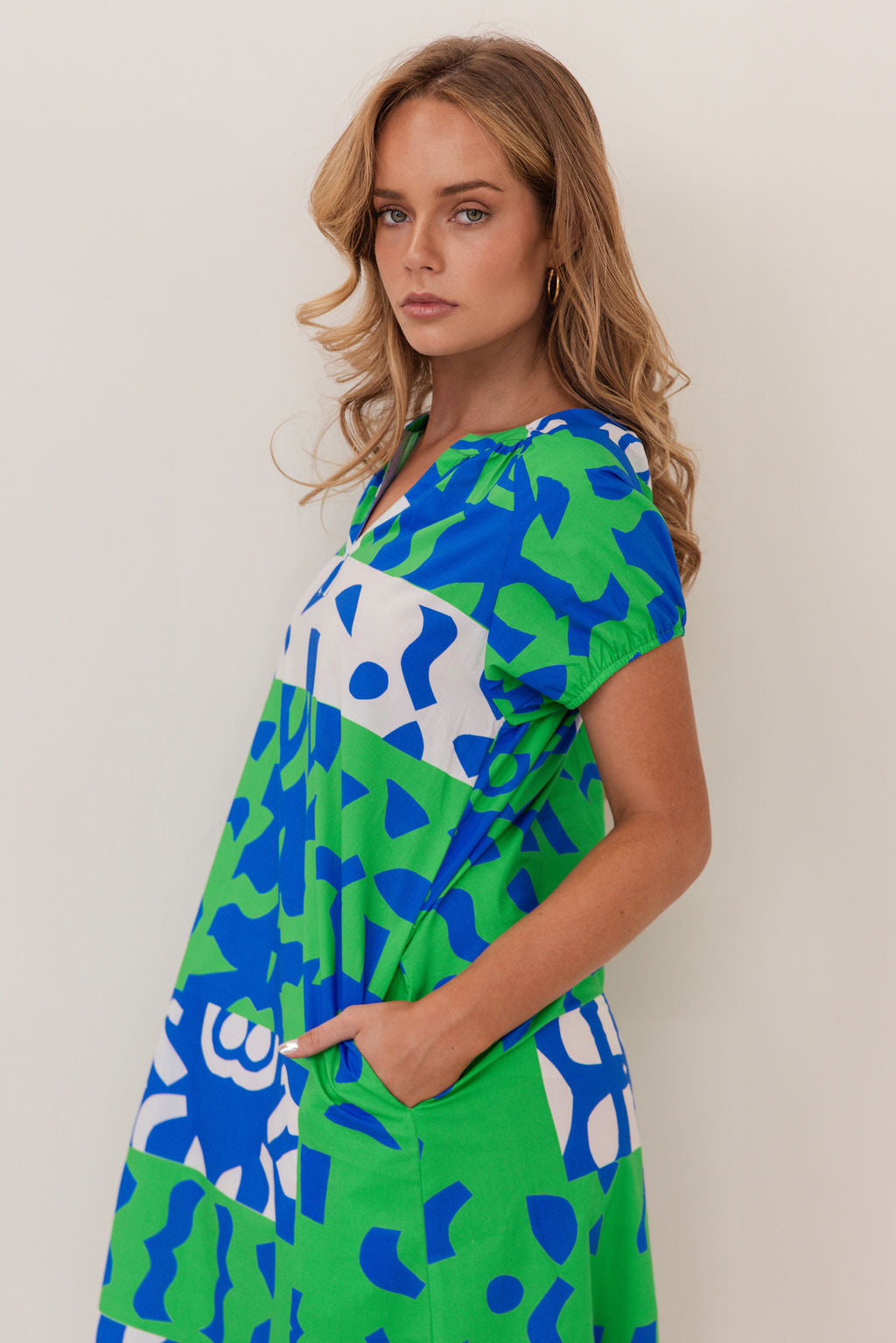 Kaleido Short Sleeve Dress - Puzzle Print