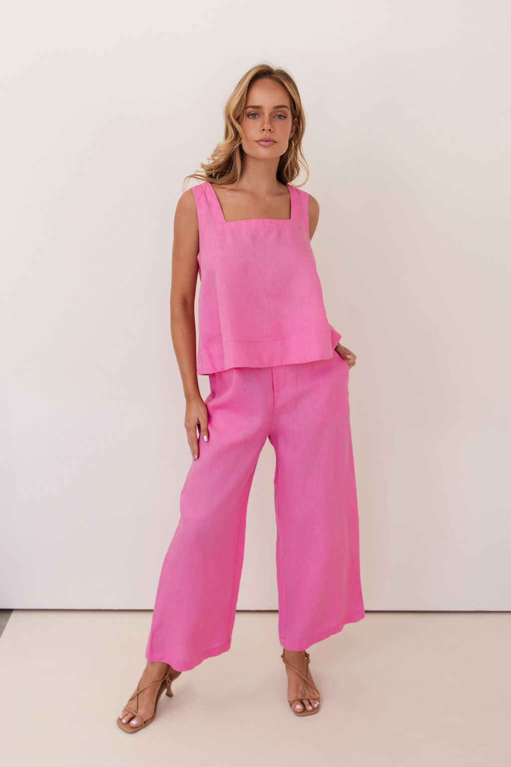 Kaleido Square Neck Tank - Pink