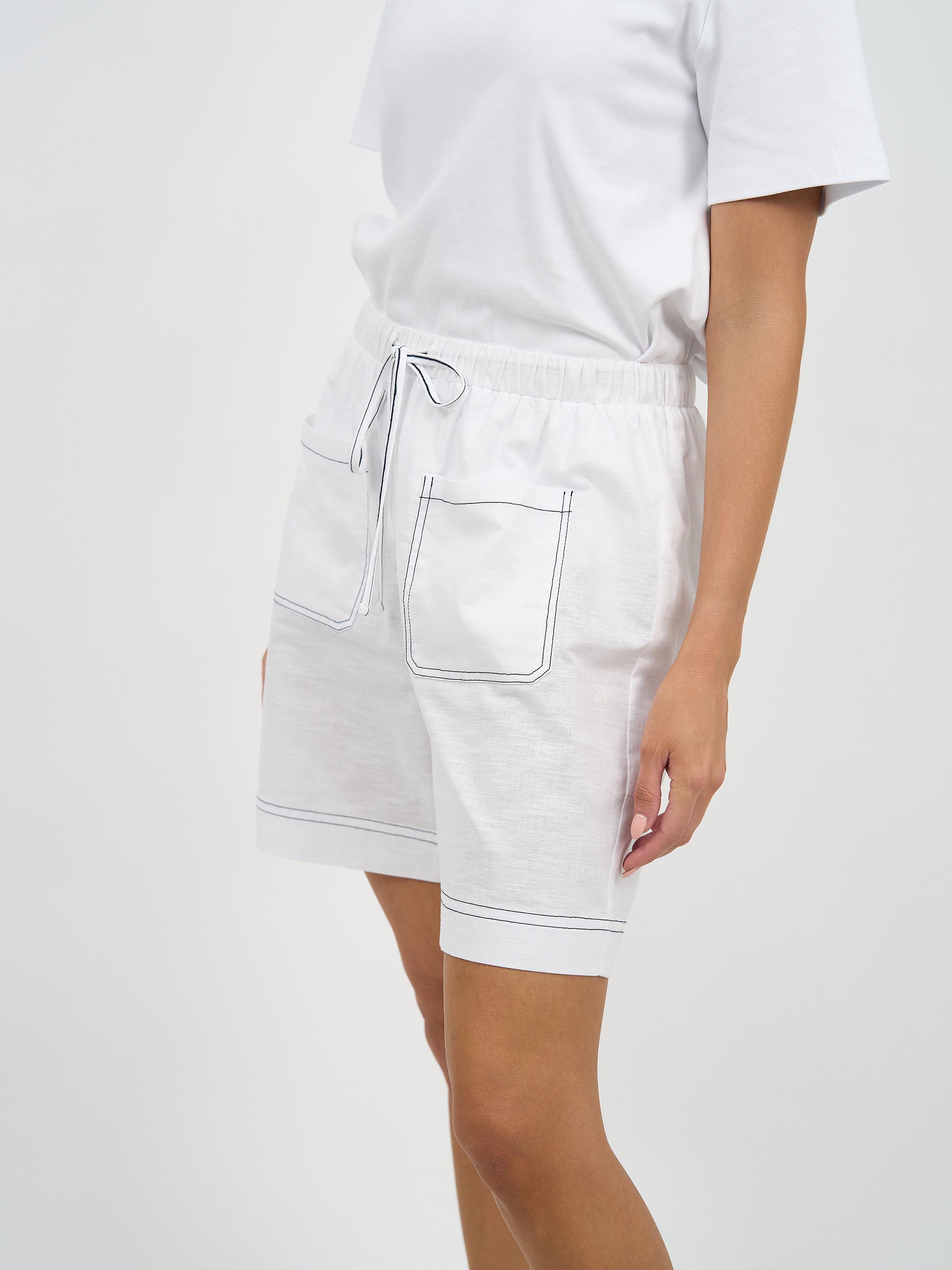 Liberty Rose Contrast Stitch Cotton Shorts - White