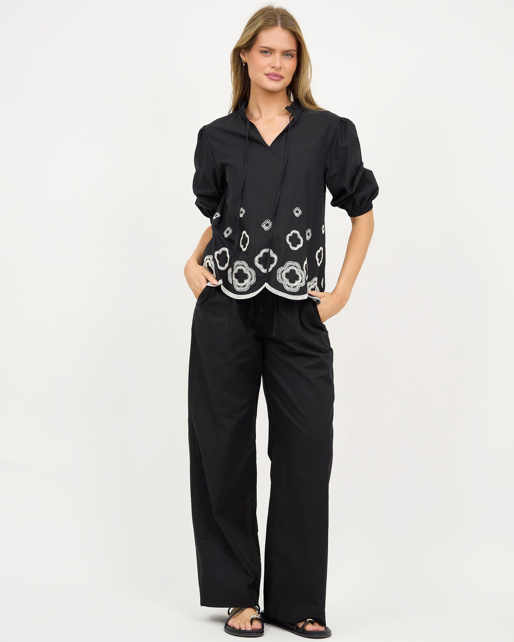 Liberty Rose Embroidered Scallop Hem Top - Black/White