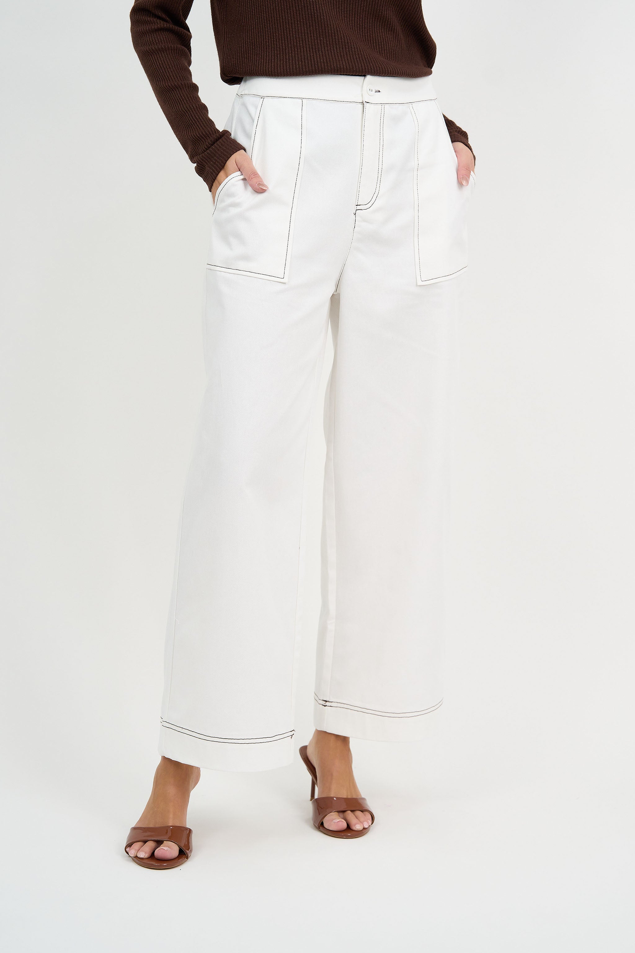 Liberty Rose Contrast Stitch Wide Leg Pant – White