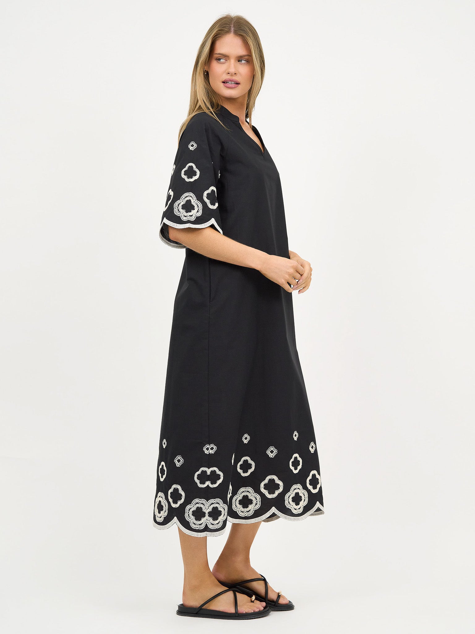 Liberty Rose Embroidered Scallop Hem Dress - Black/White