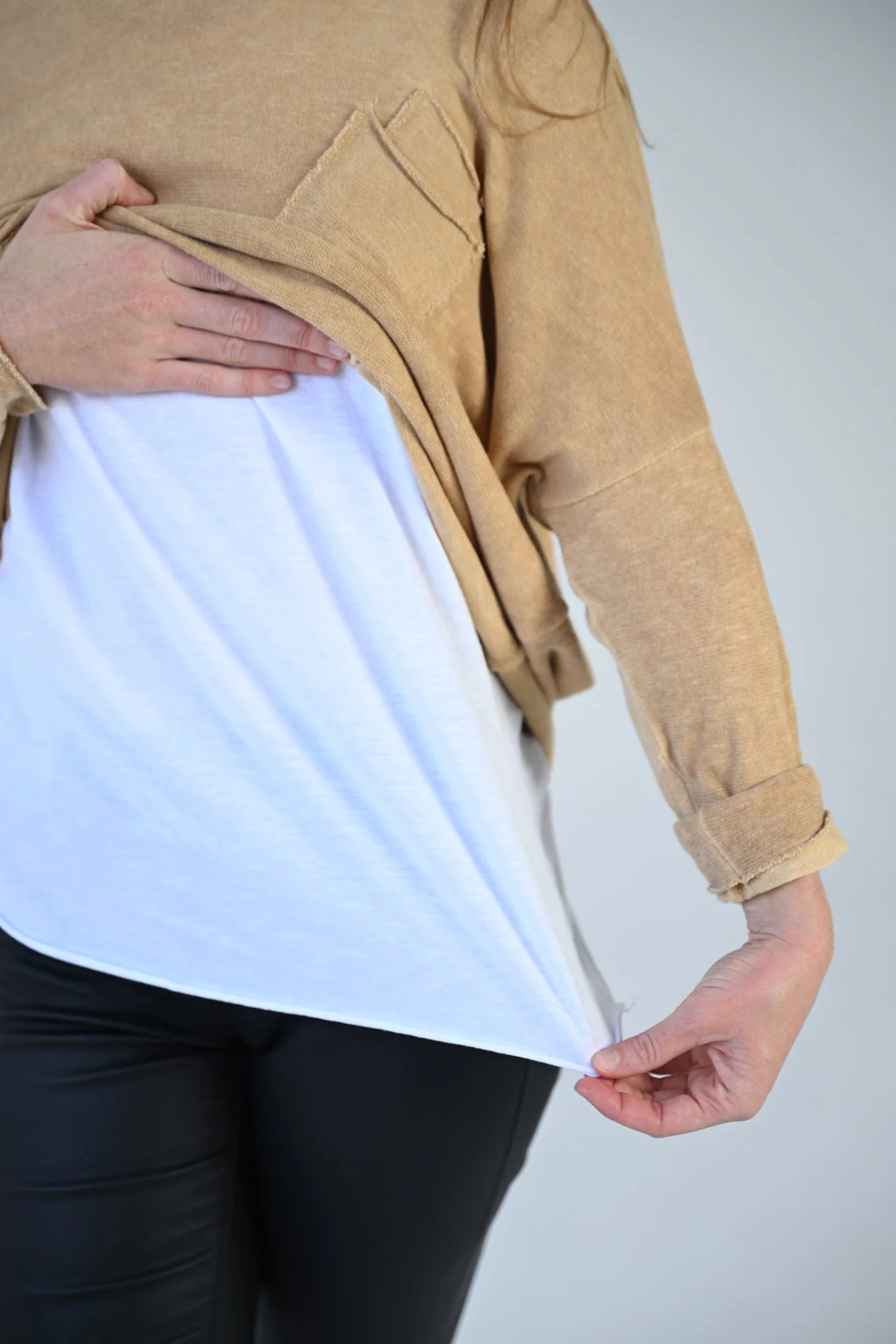 Portofino RAGLAN Top - Mustard