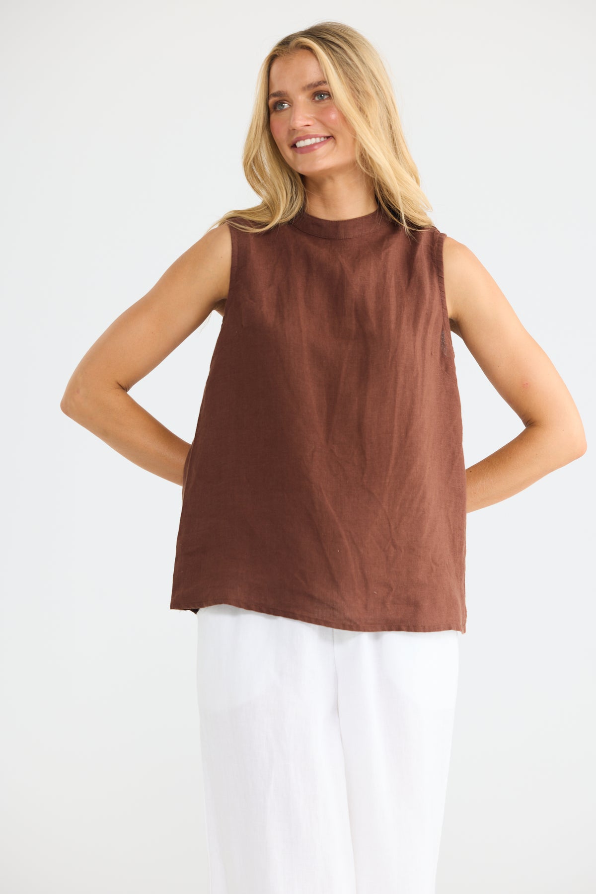 The Shanty Corp Adel Top - Chocolate Linen