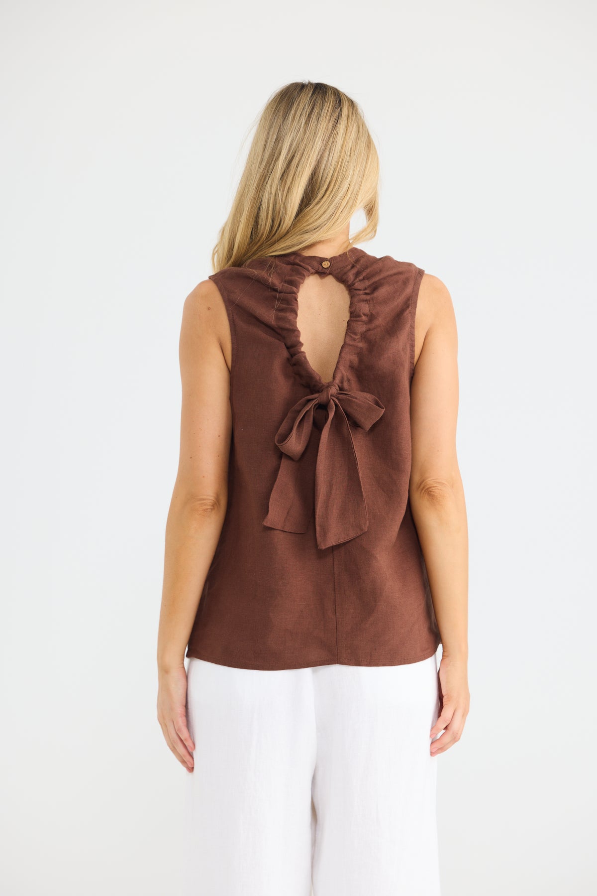 The Shanty Corp Adel Top - Chocolate Linen