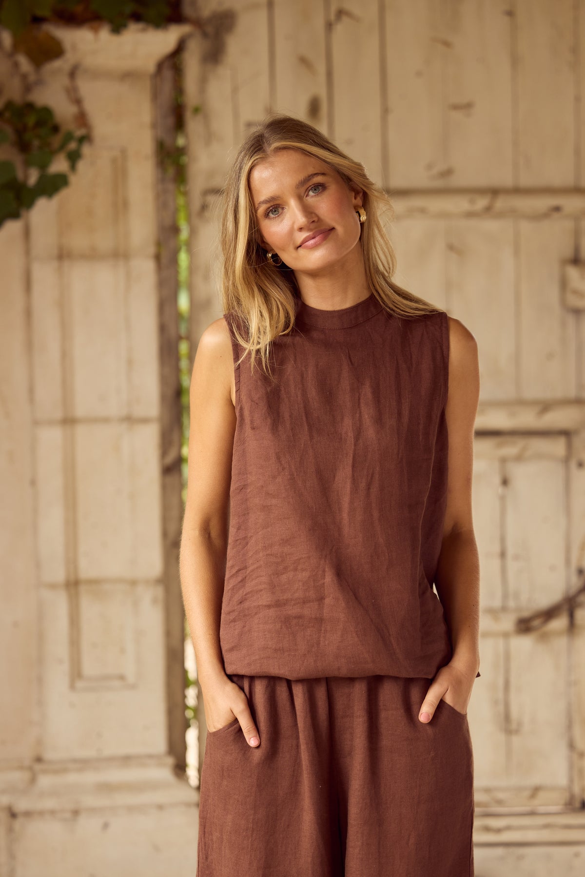 The Shanty Corp Adel Top - Chocolate Linen