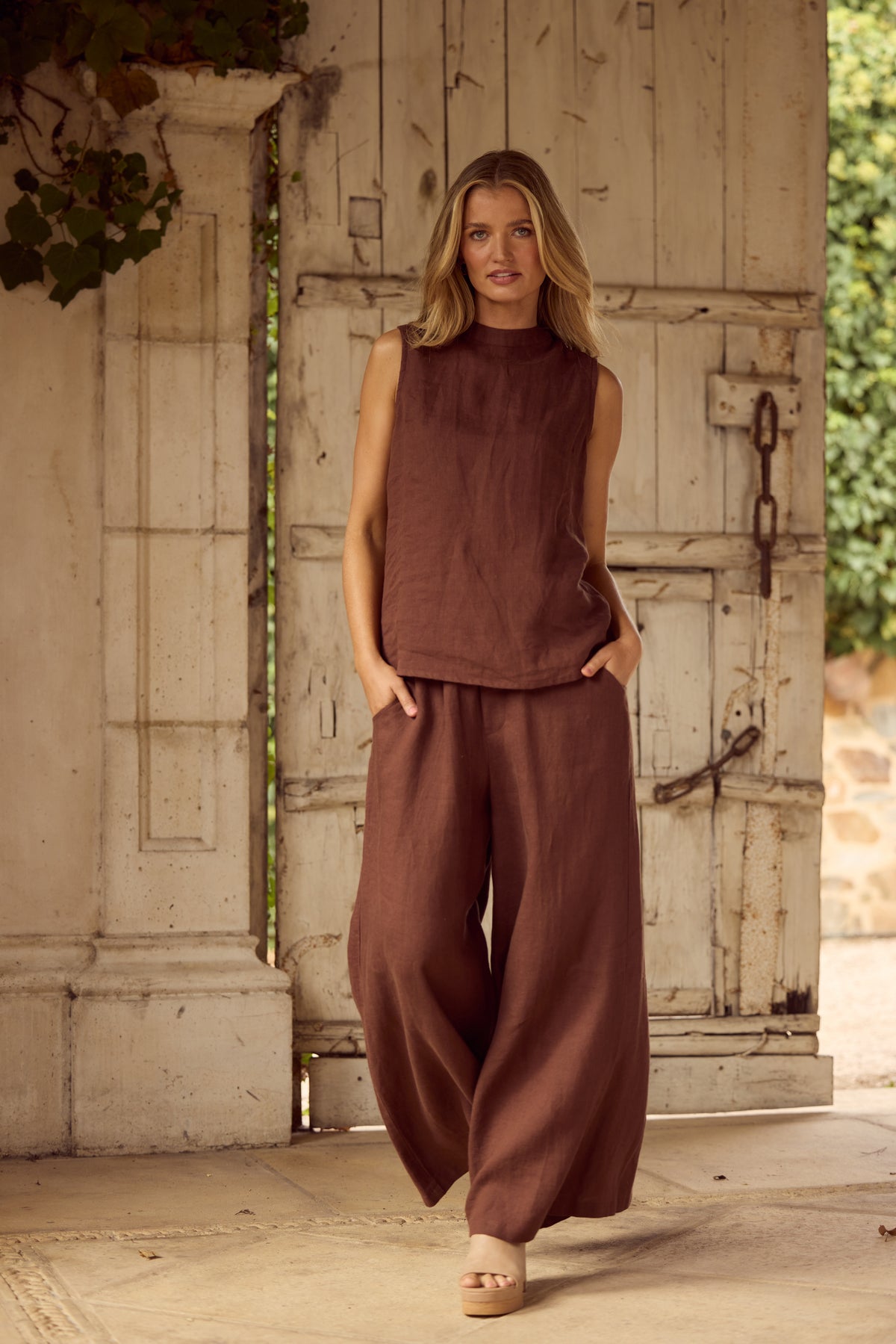 The Shanty Corp Adel Top - Chocolate Linen
