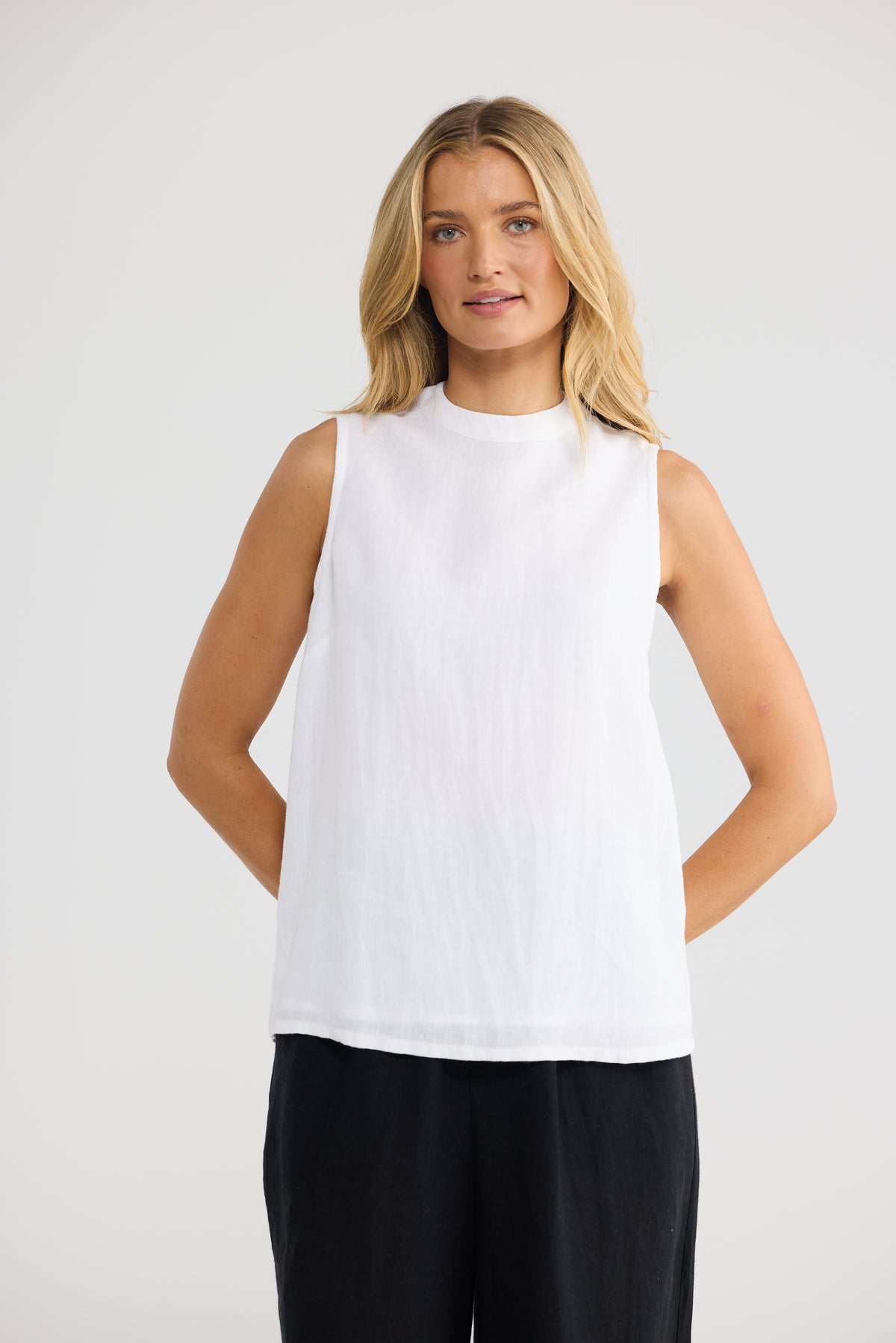 The Shanty Corp Adel Top - White Linen