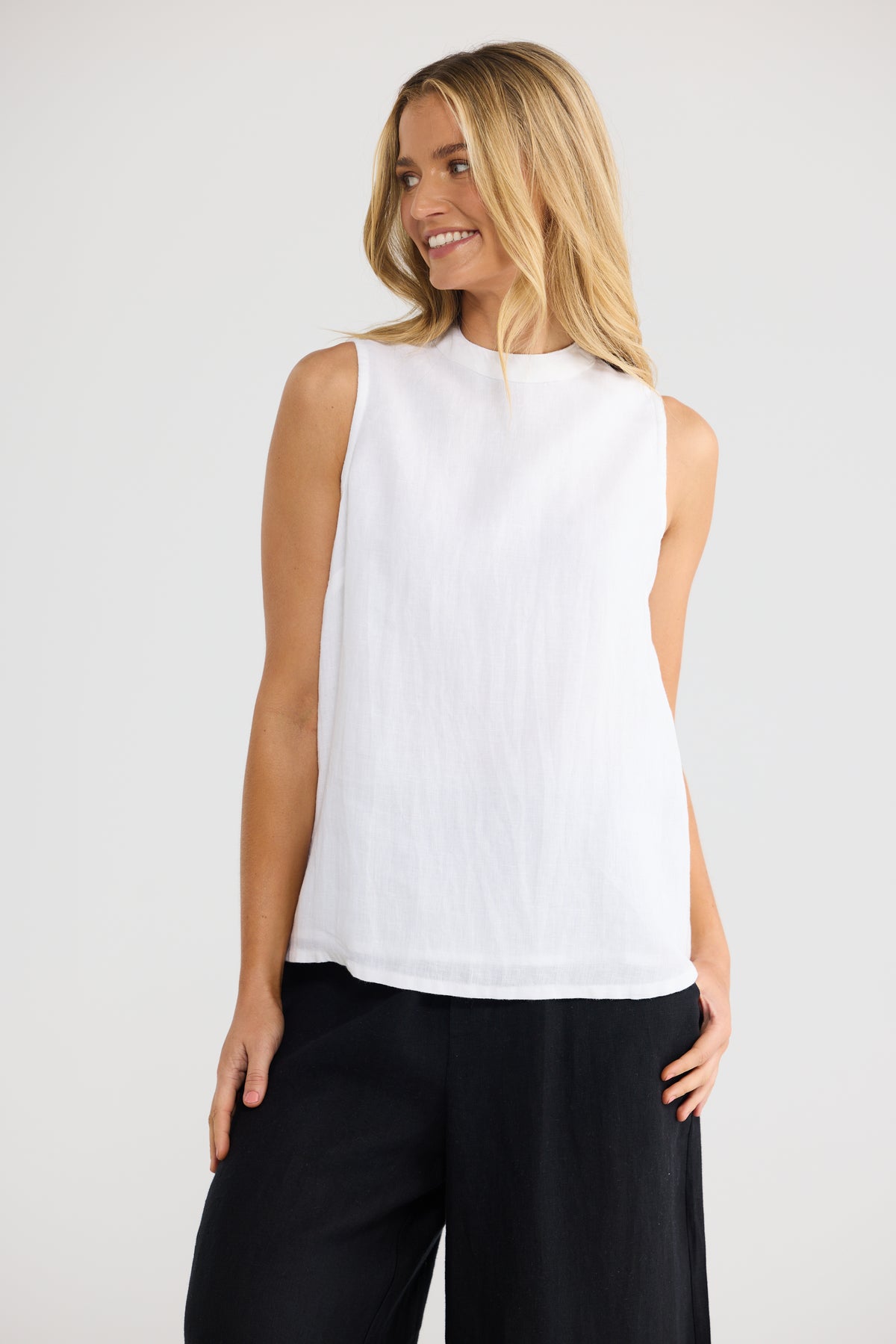 The Shanty Corp Adel Top - White Linen