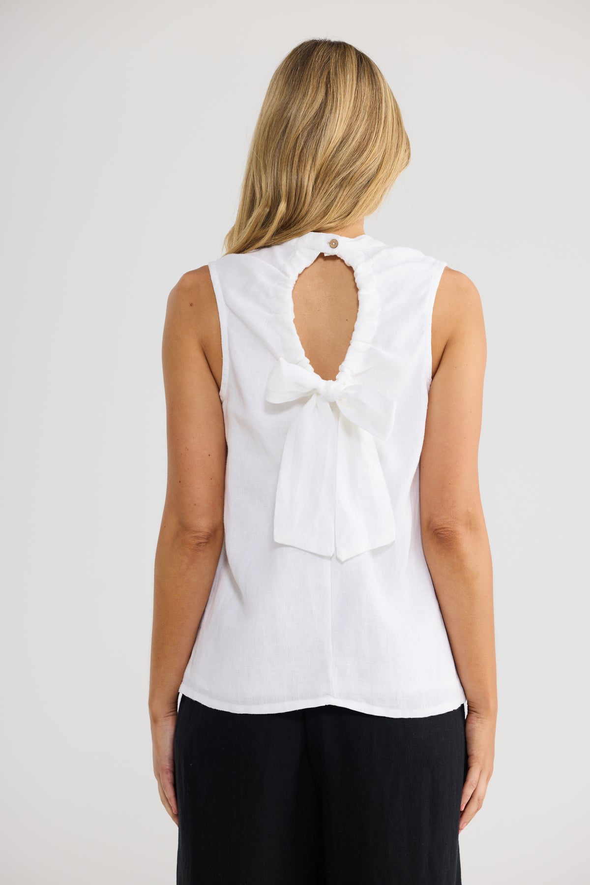 The Shanty Corp Adel Top - White Linen