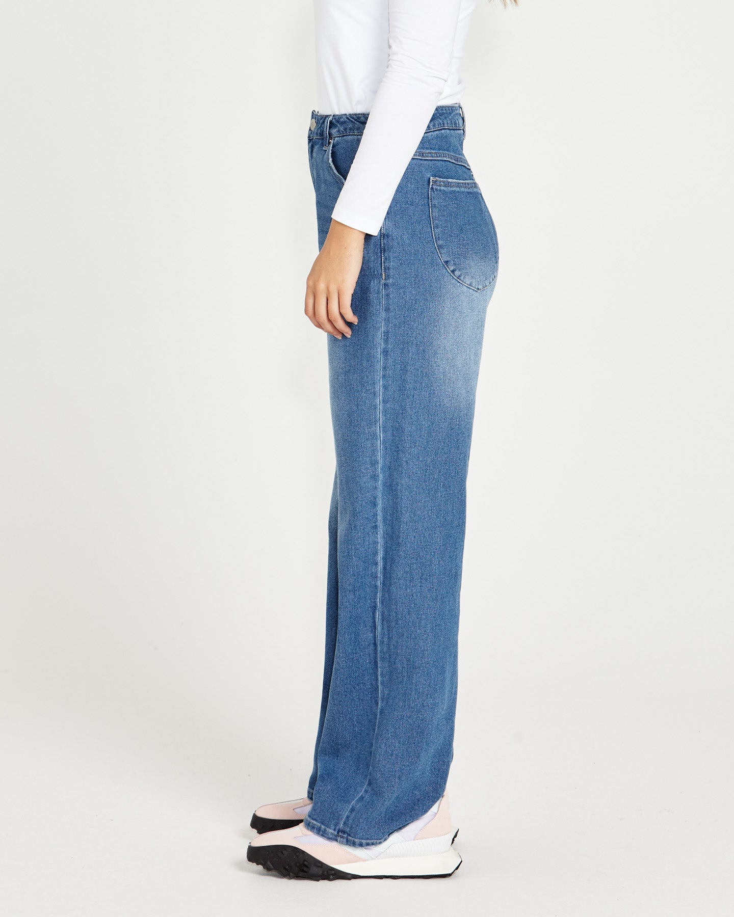 Sass Emerald High Wasted Wide Leg Jeans - 80 Wash
