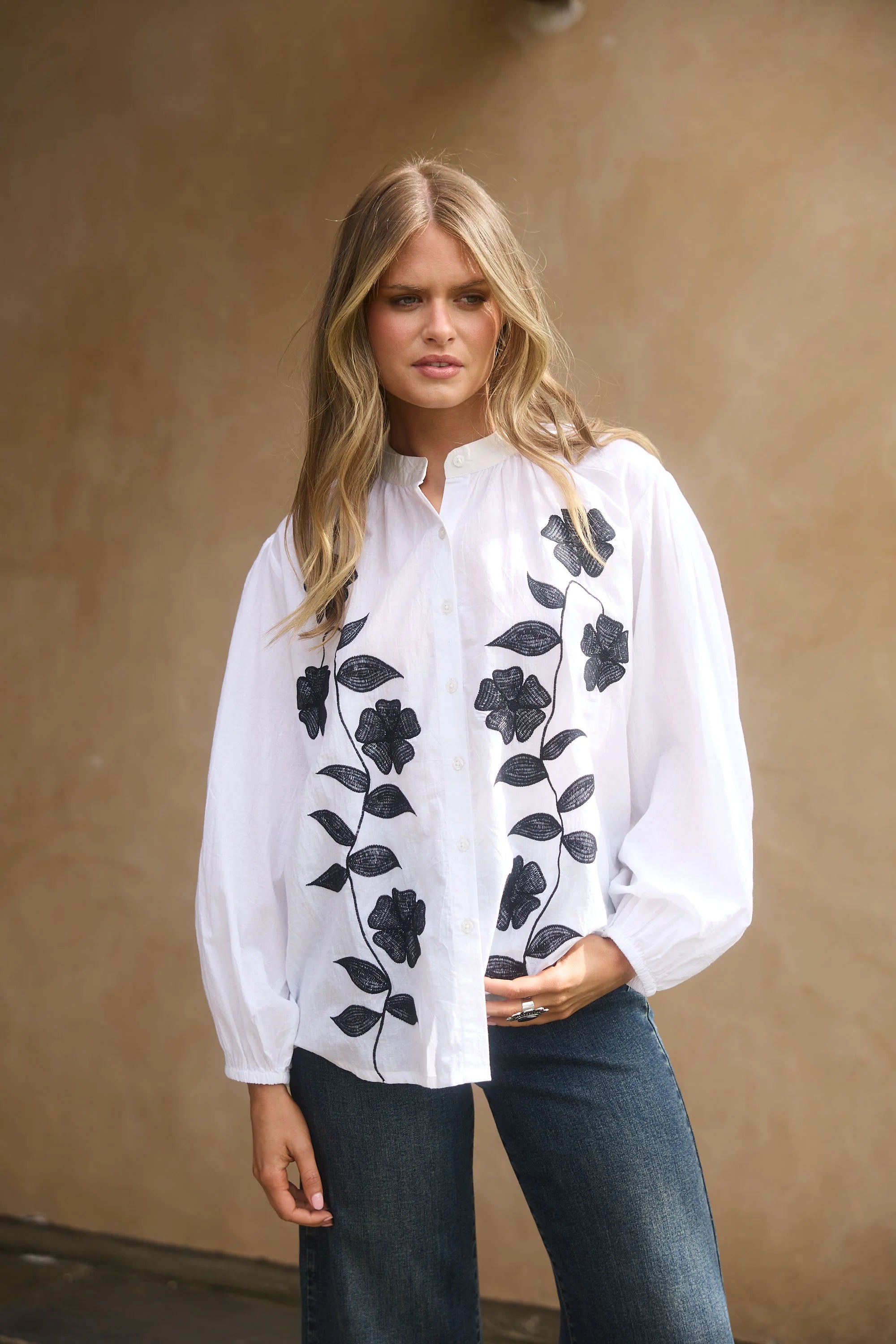 Talisman Zora Shirt - White with Black Embroidery